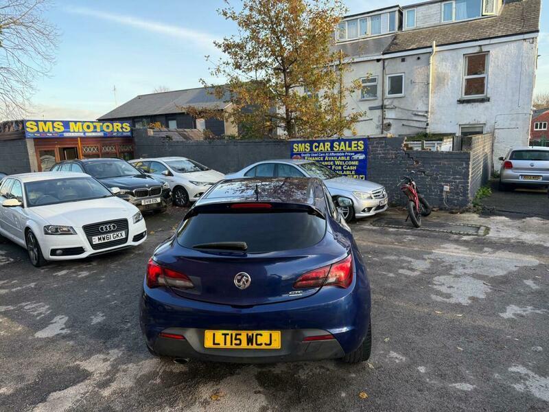 Vauxhall Astra GTC - Image 10