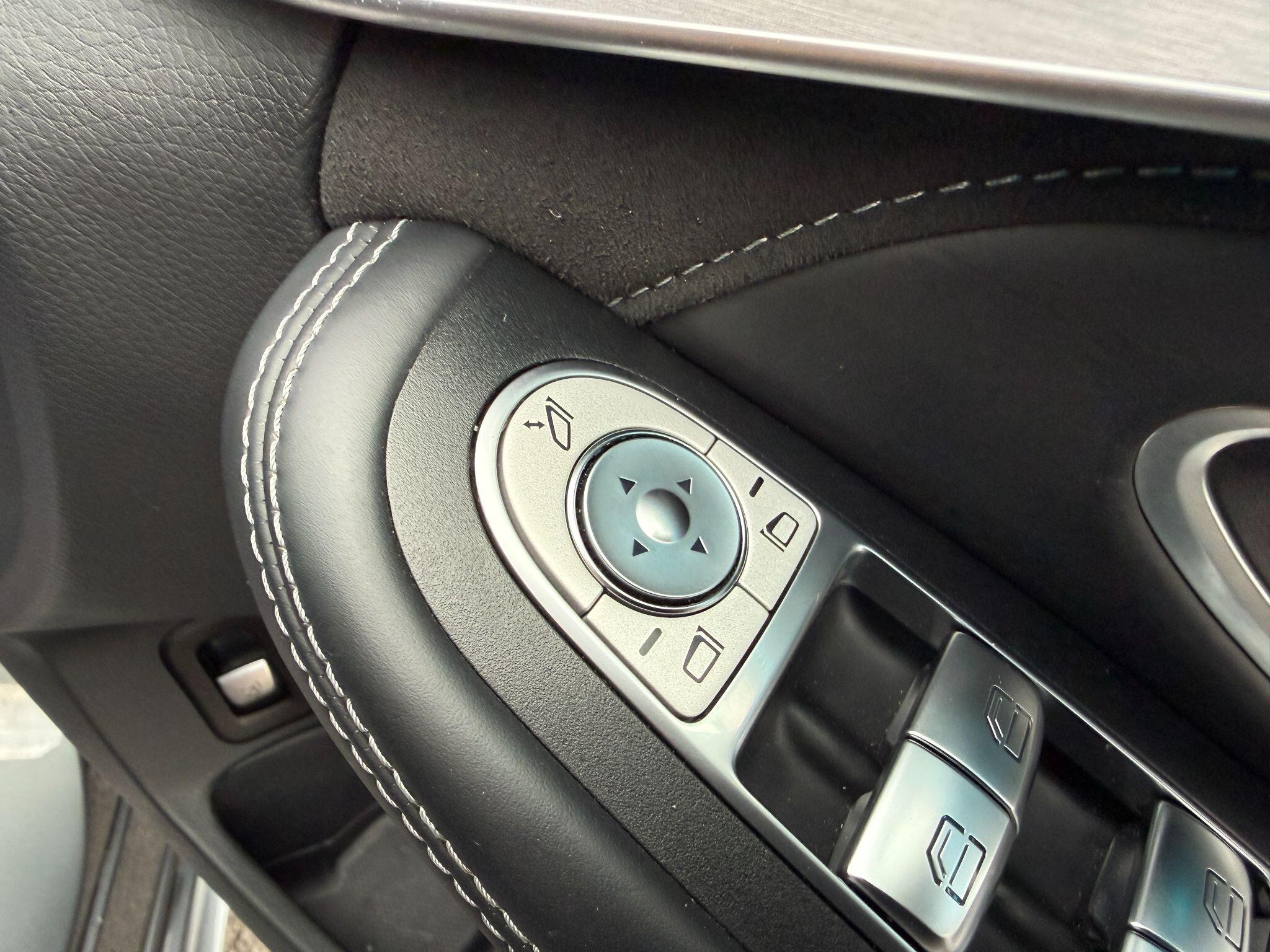 Mercedes C Class - Image 68