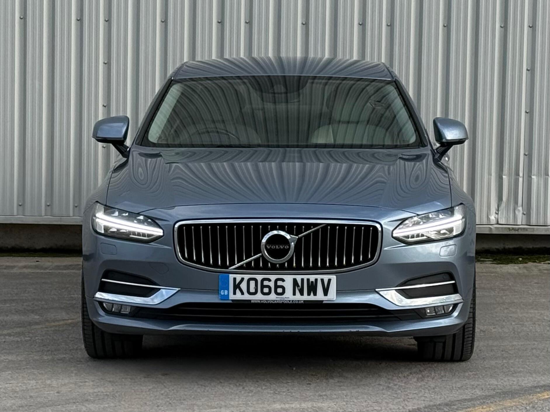 Volvo S90 - Image 2