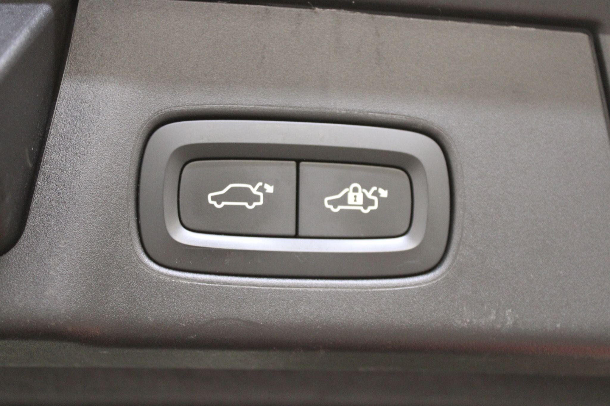 Volvo V90 - Image 18