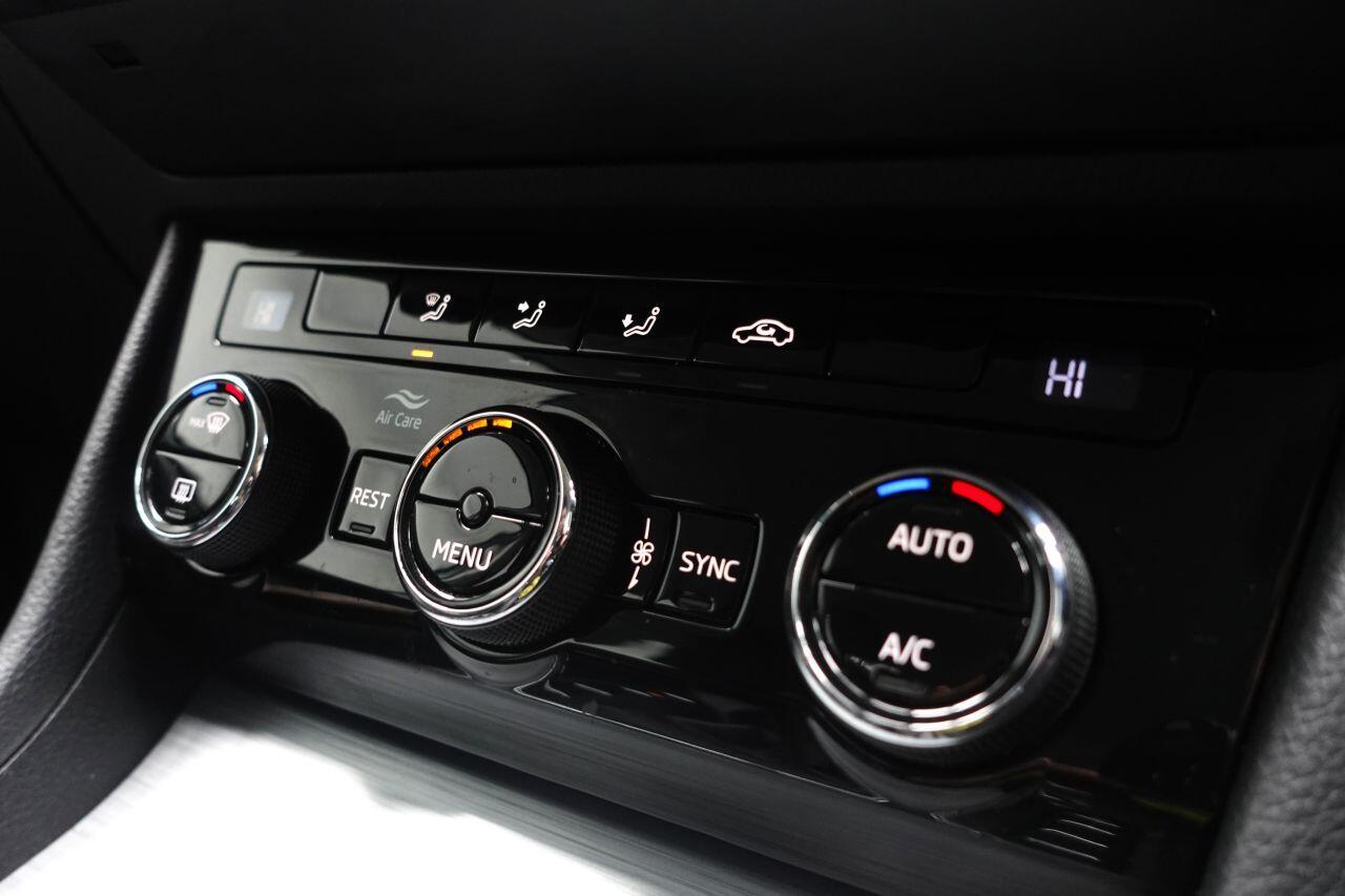 Skoda Superb - Image 44