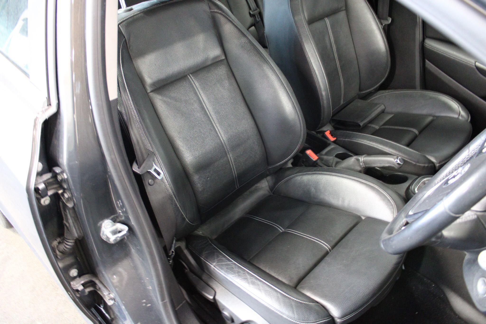 Vauxhall Astra - Image 4