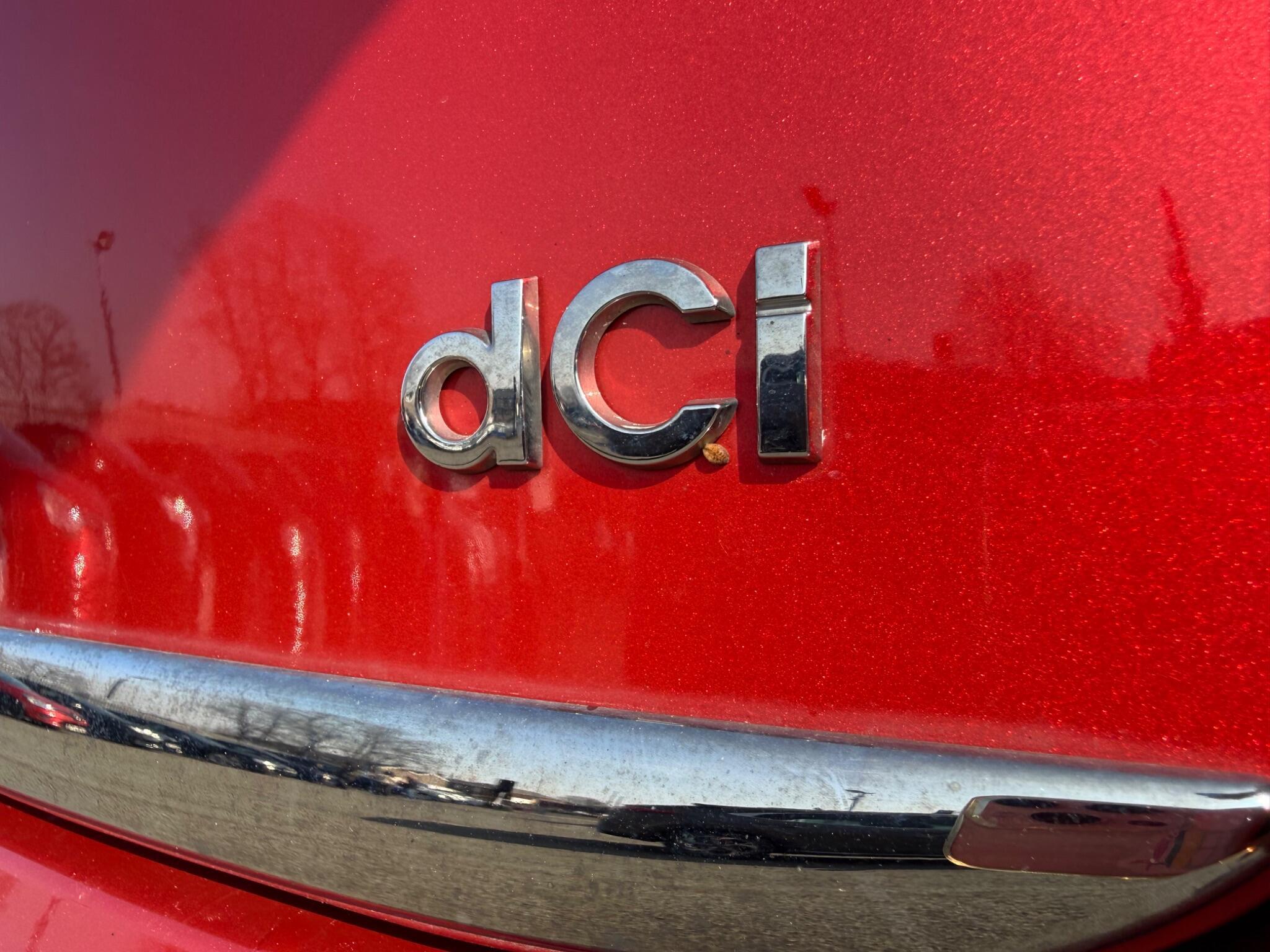 Renault Clio - Image 50