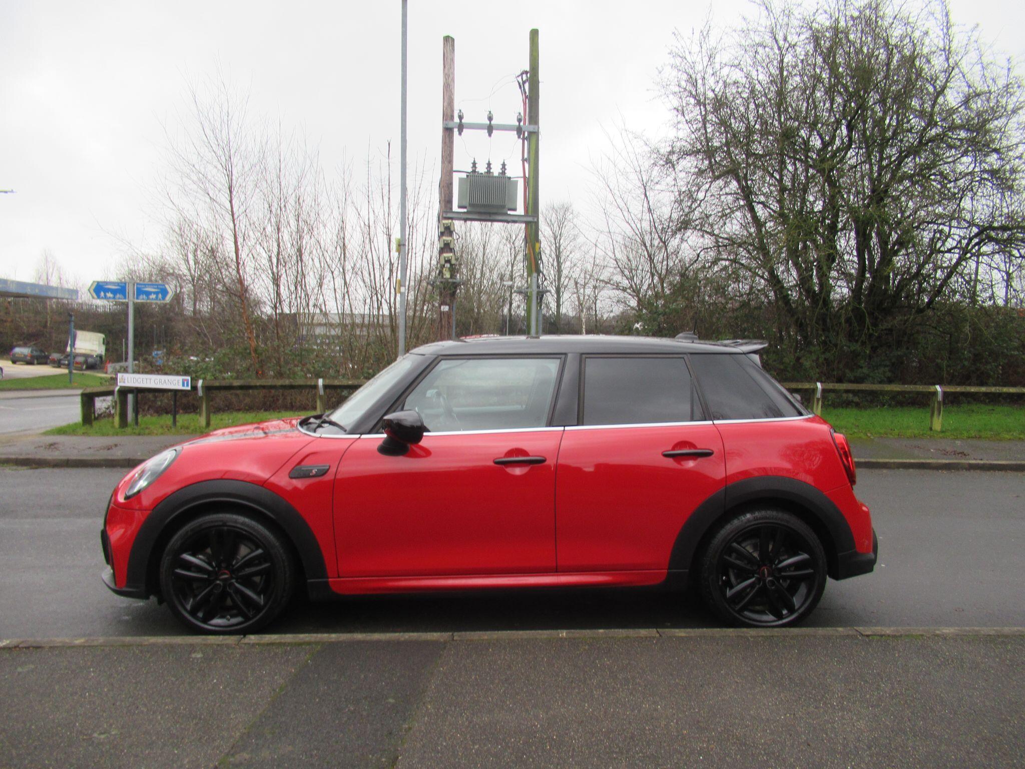 MINI Hatch - Image 6
