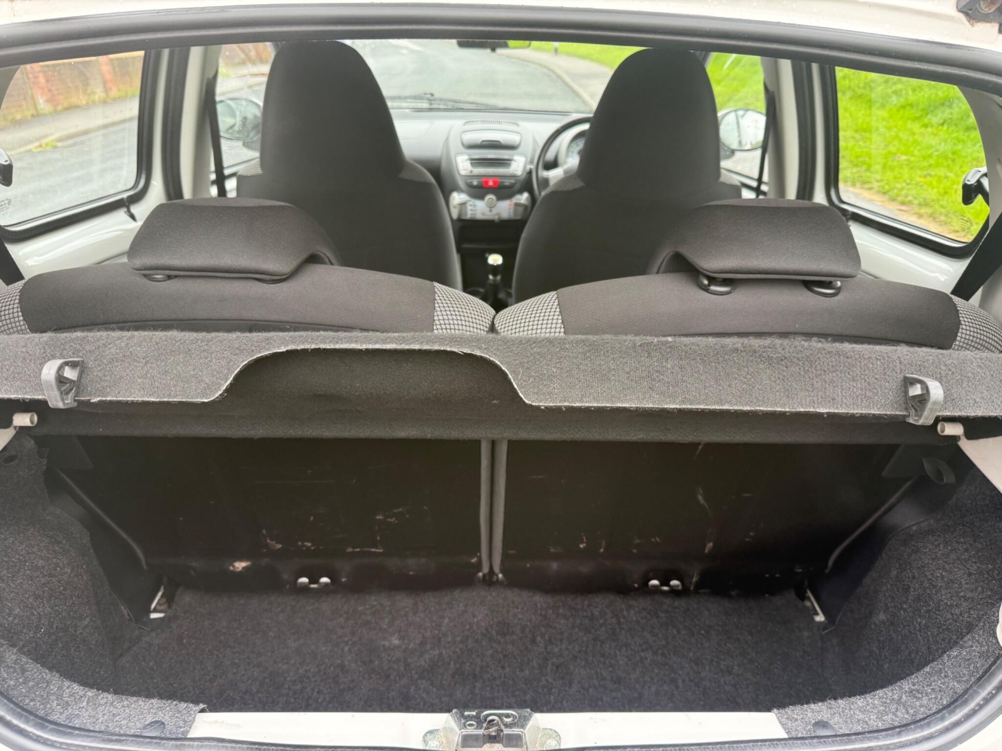 Toyota Aygo - Image 12