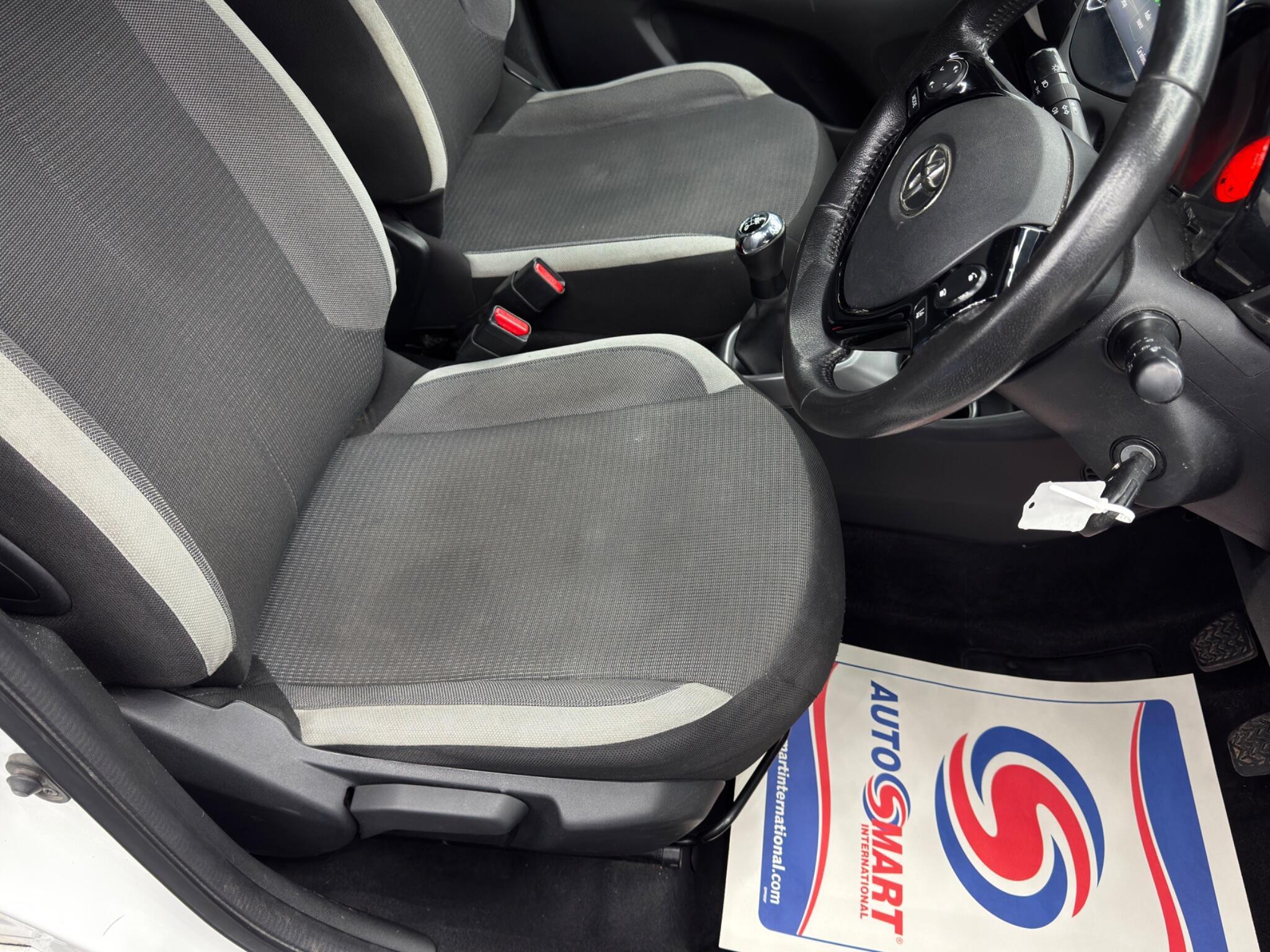 Toyota Aygo - Image 13