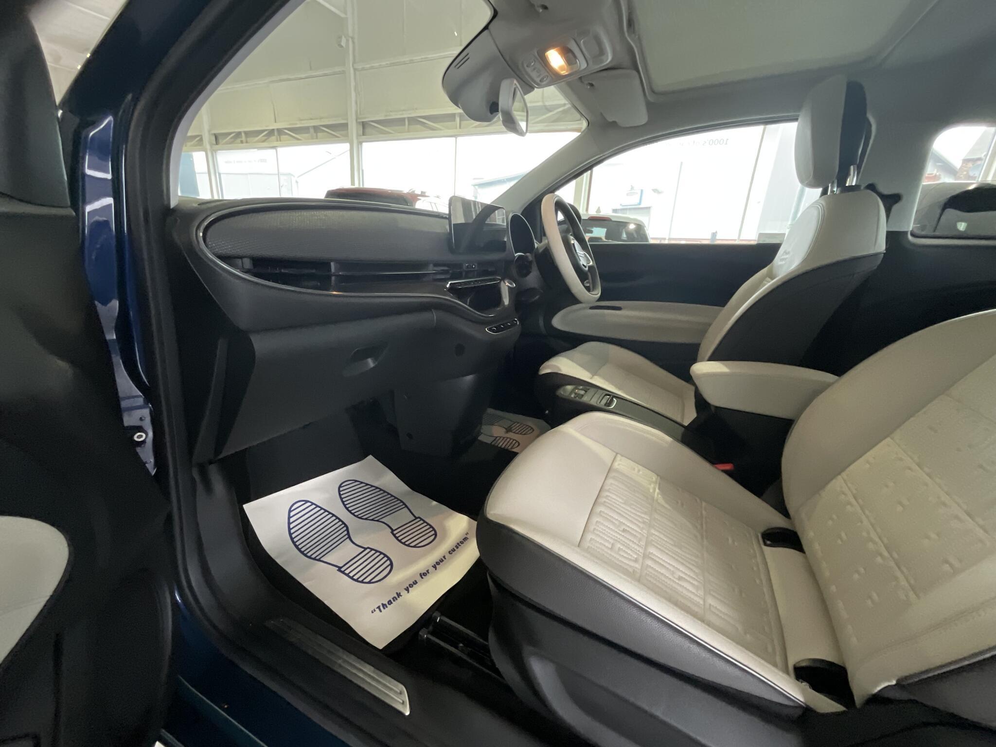 Fiat 500e - Image 10