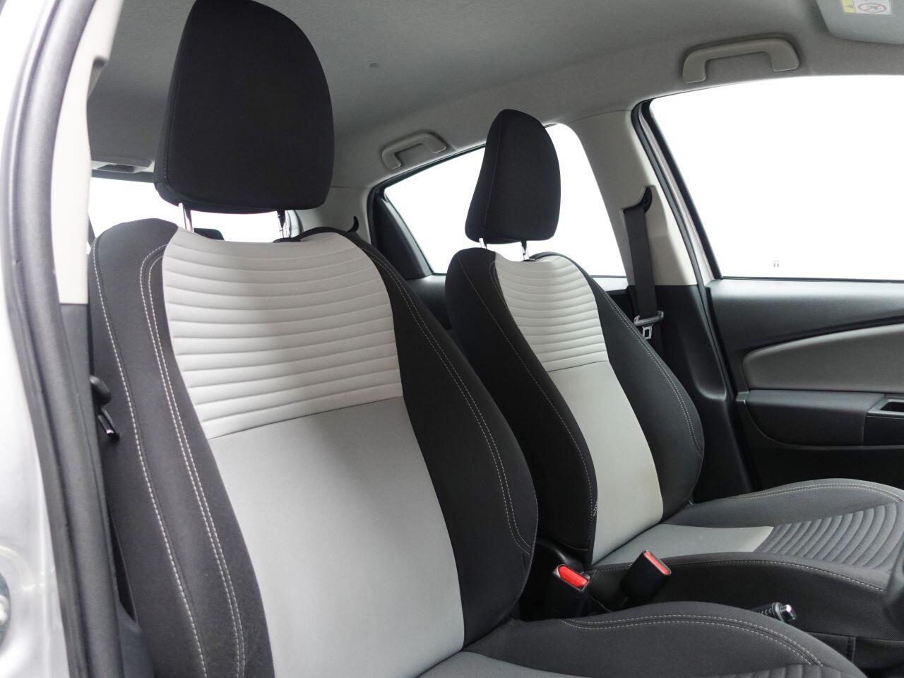 Toyota Yaris - Image 3