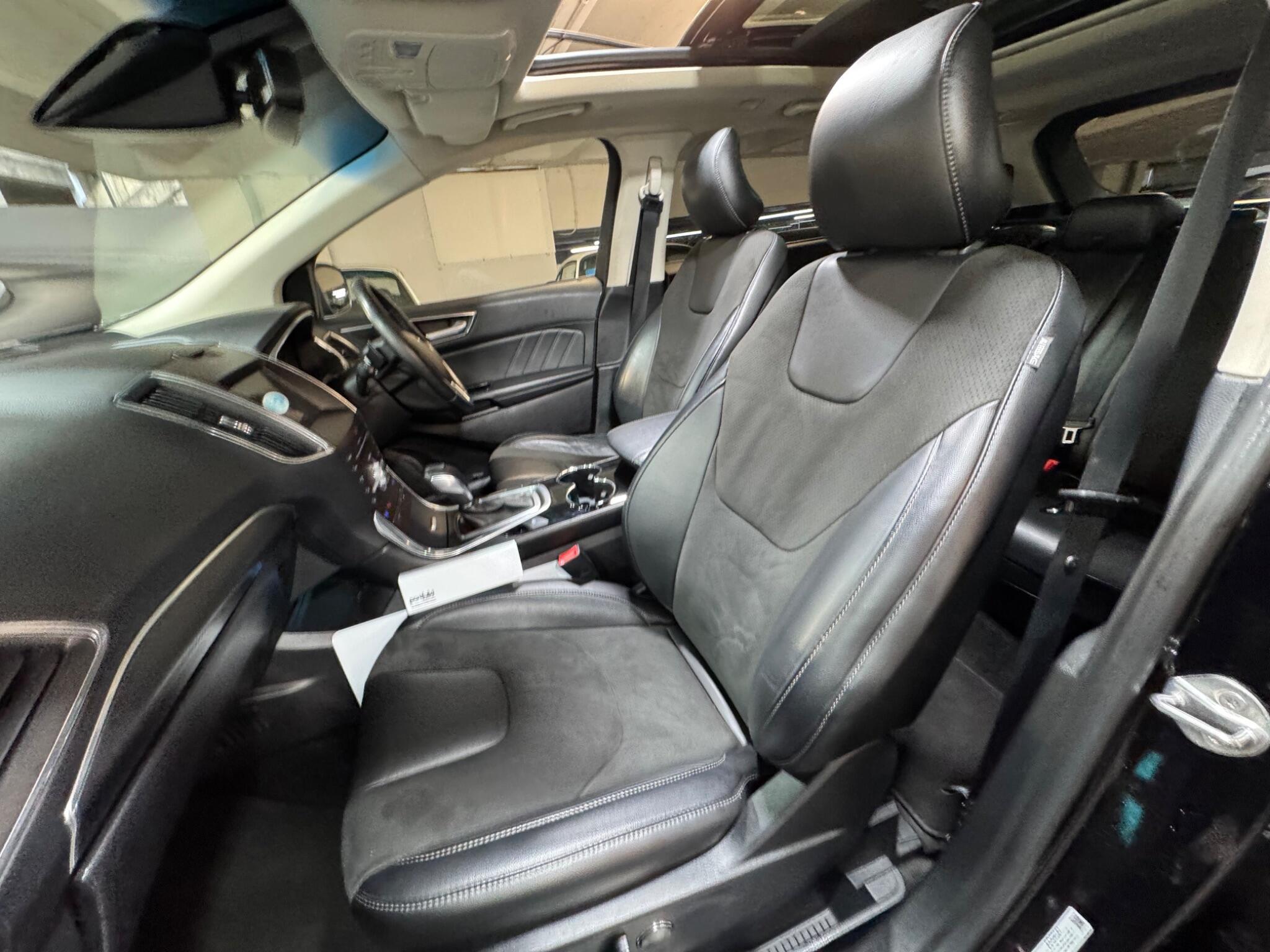 Ford Edge - Image 11