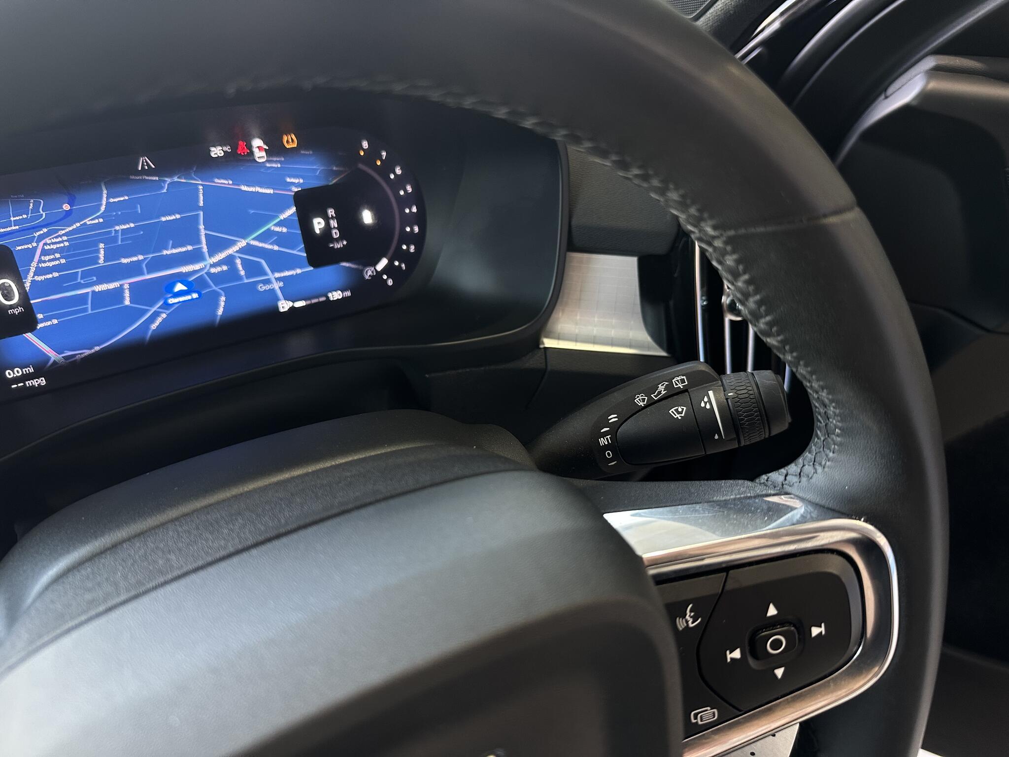 Volvo XC40 - Image 2