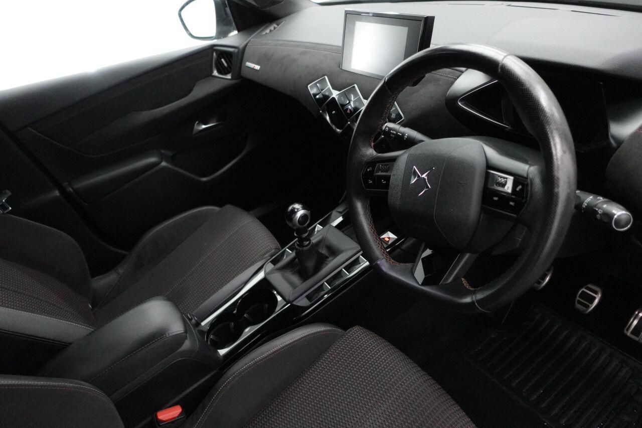 DS AUTOMOBILES DS 3 CROSSBACK - Image 15