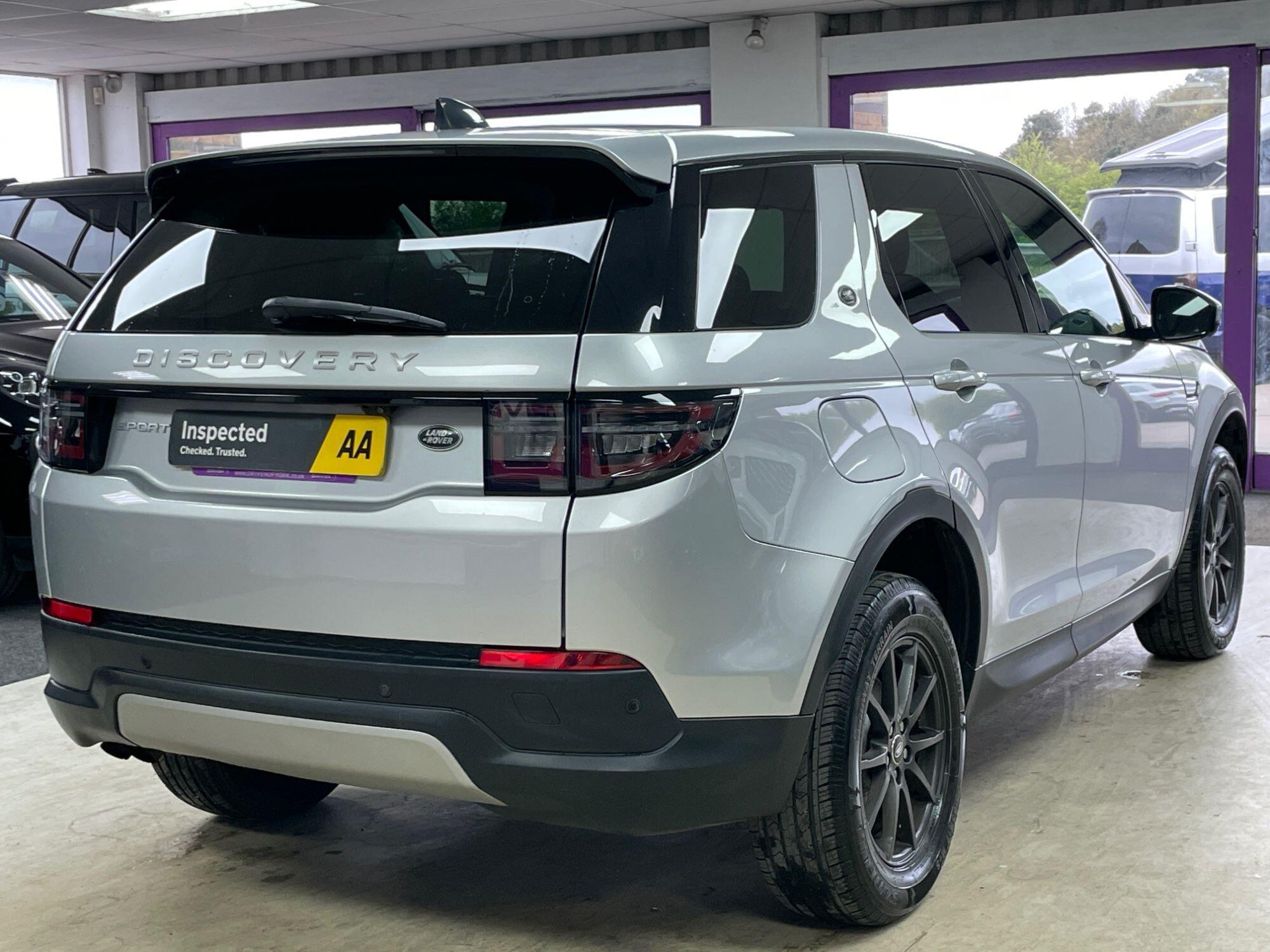 Land Rover DISCOVERY SPORT - Image 11