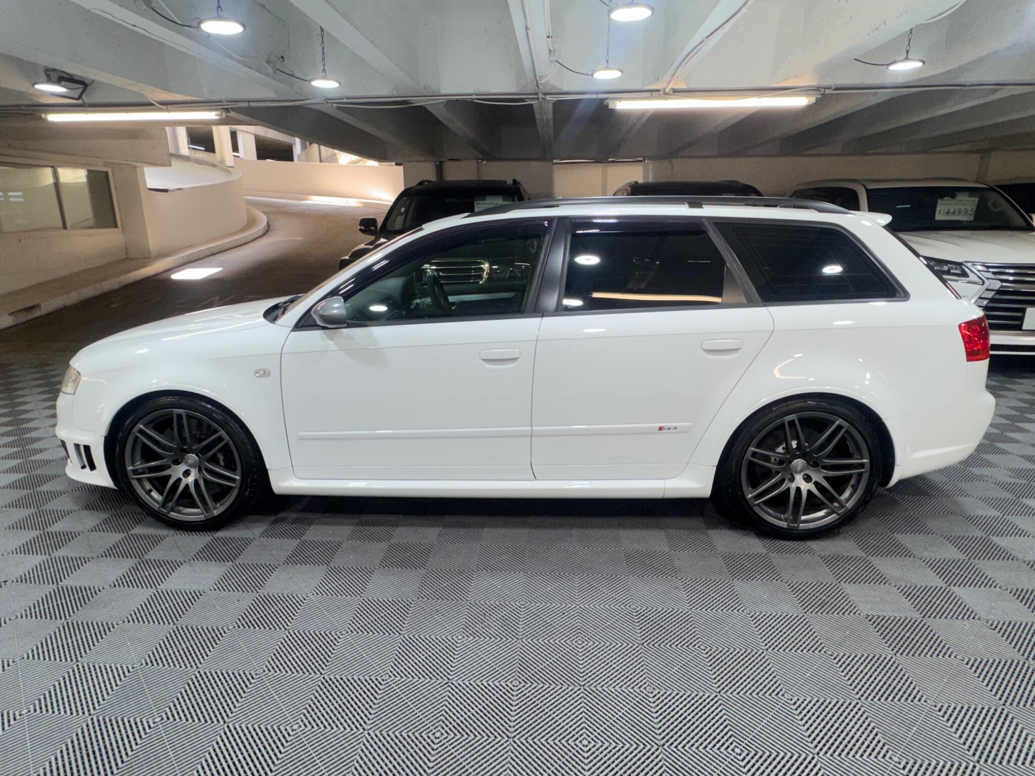 Audi Rs4 Avant - Image 2