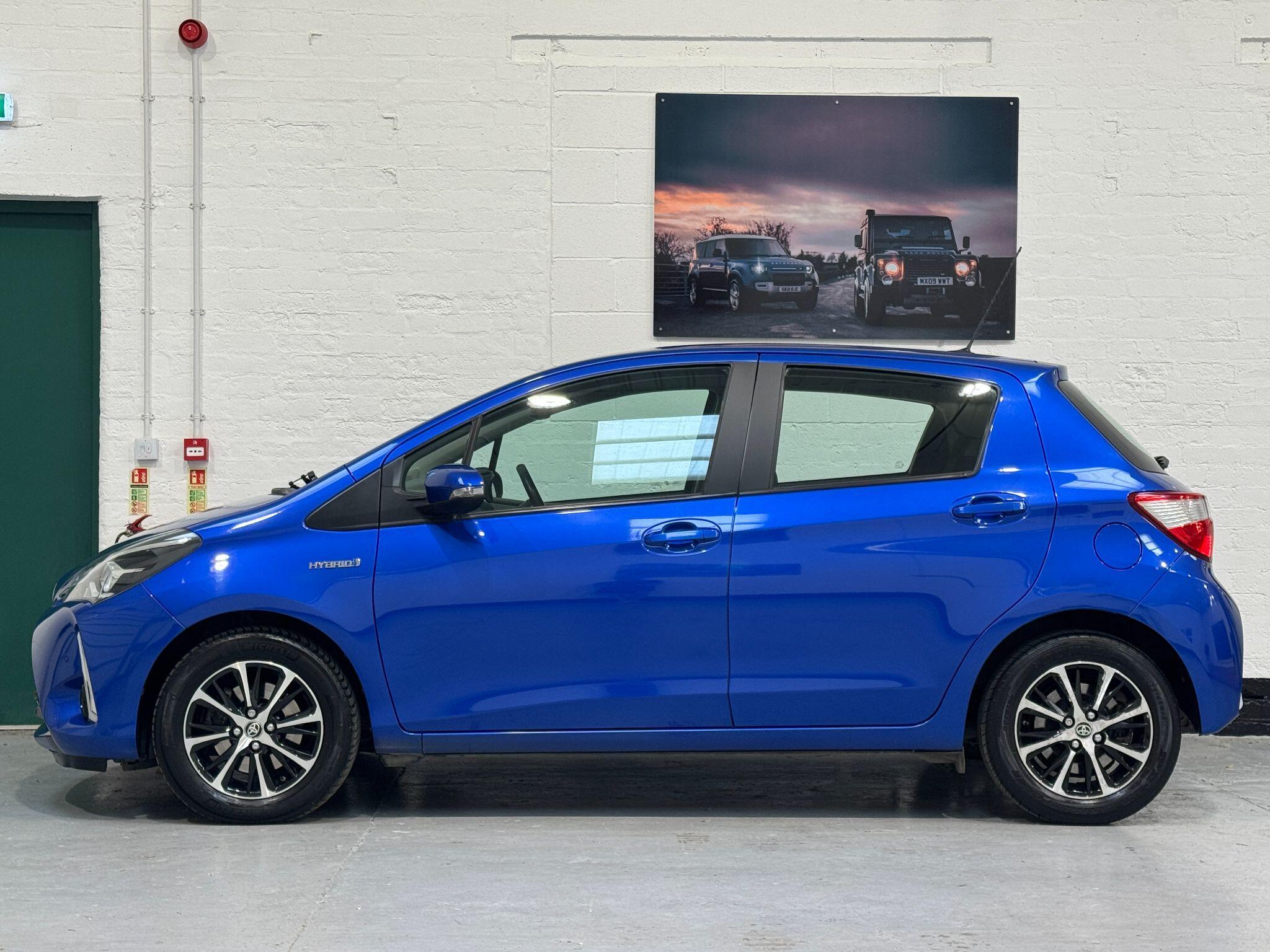 Toyota Yaris - Image 10