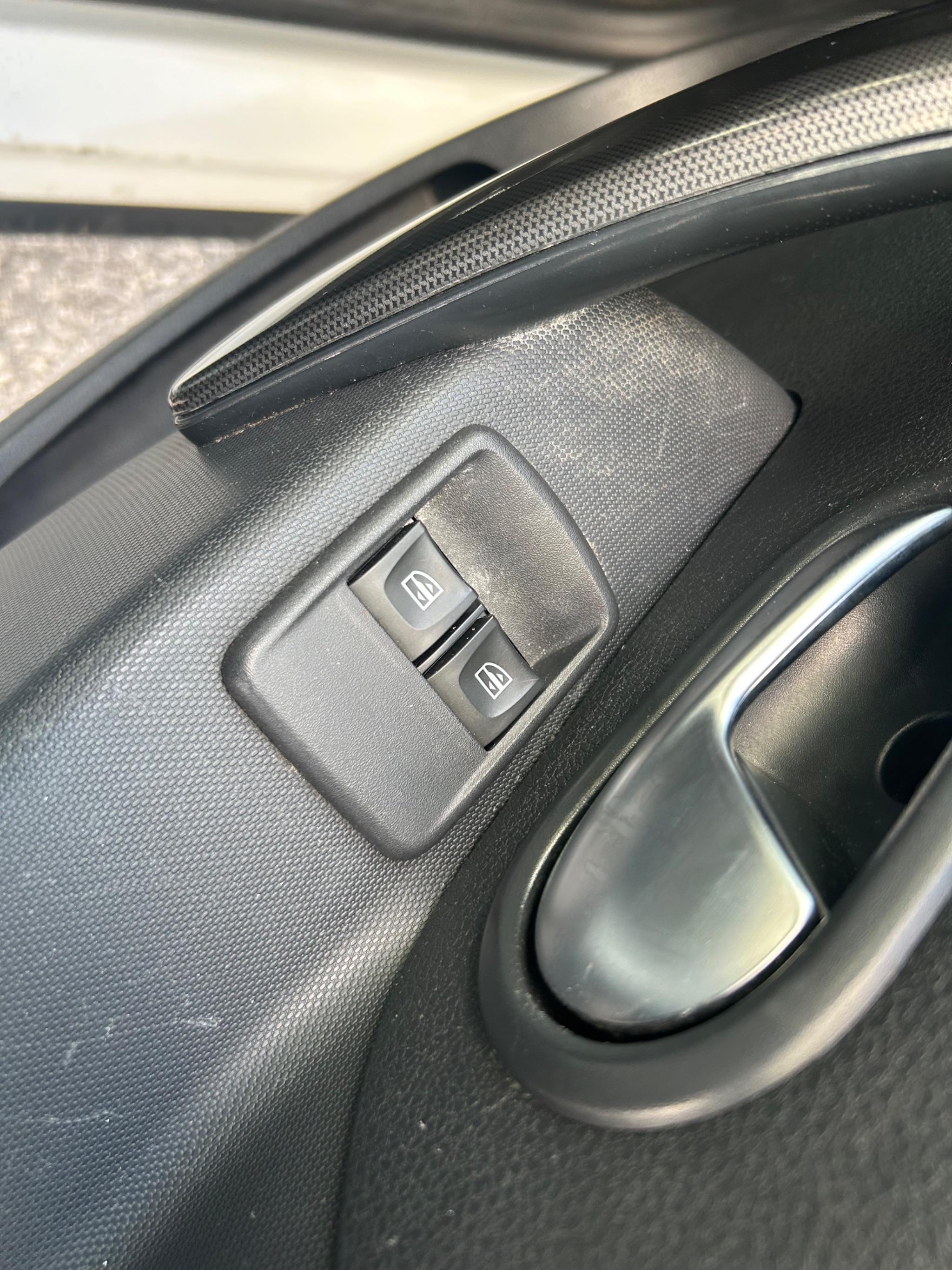 Dacia Sandero Stepway - Image 37