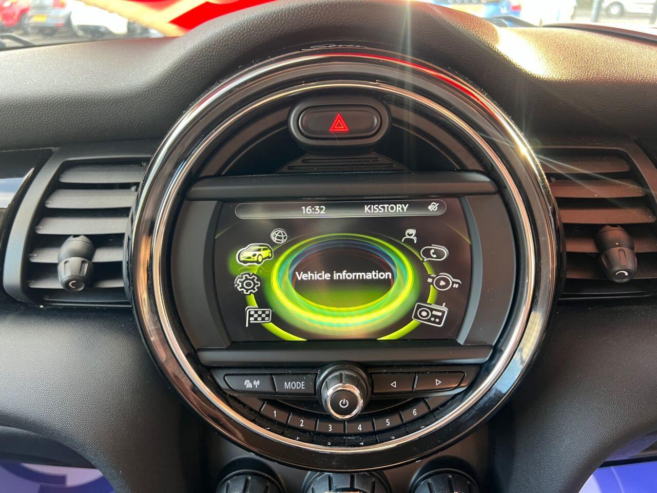 MINI Hatch - Image 22