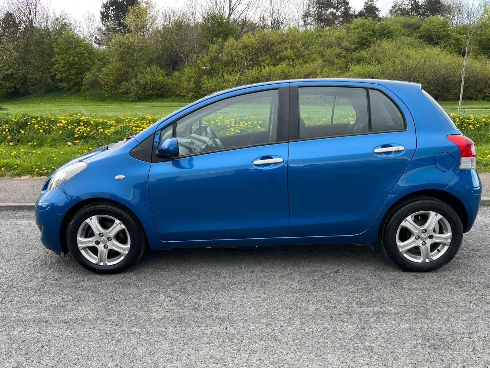 Toyota Yaris - Image 5