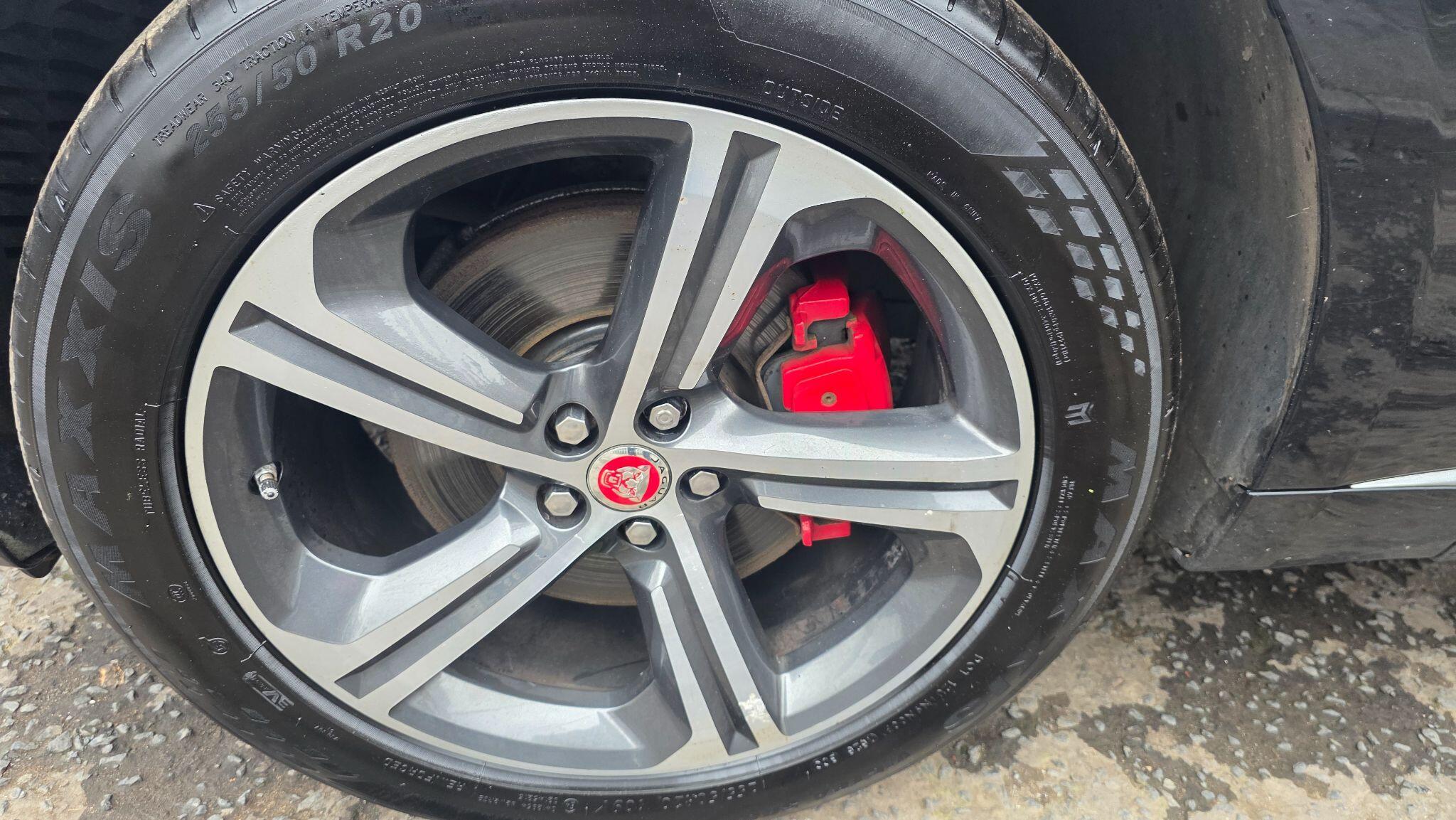 Jaguar F-Pace - Image 57