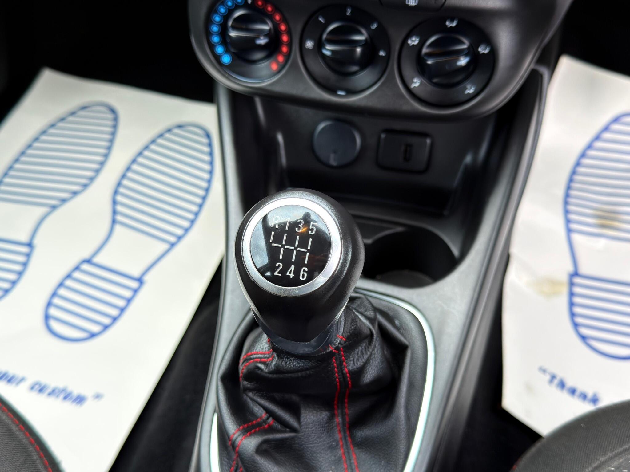 Vauxhall Corsa - Image 22