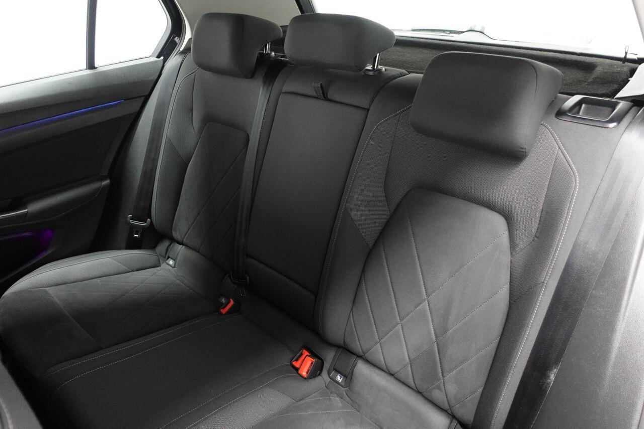 Volkswagen Golf - Image 11