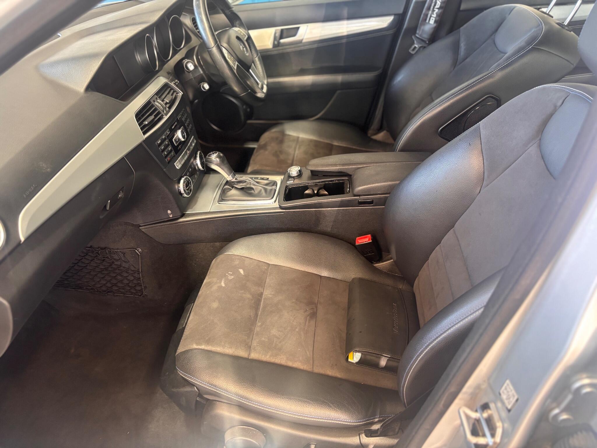 Mercedes C Class - Image 25