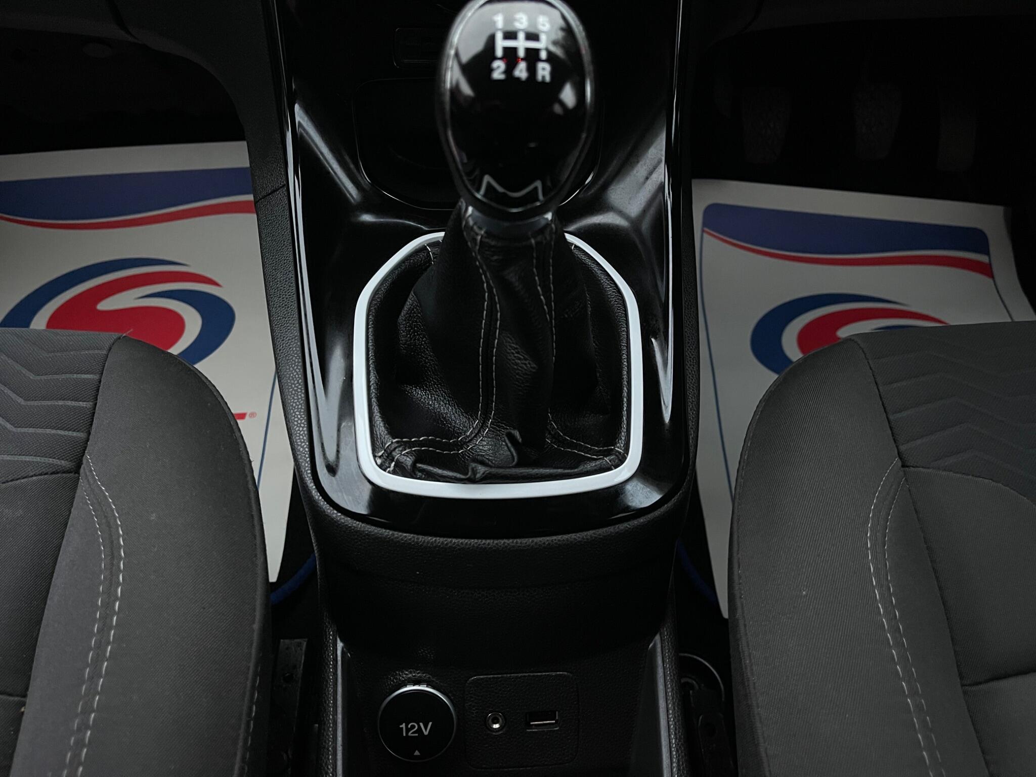 Ford Fiesta - Image 63