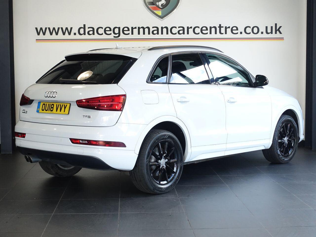 Audi Q3 - Image 6
