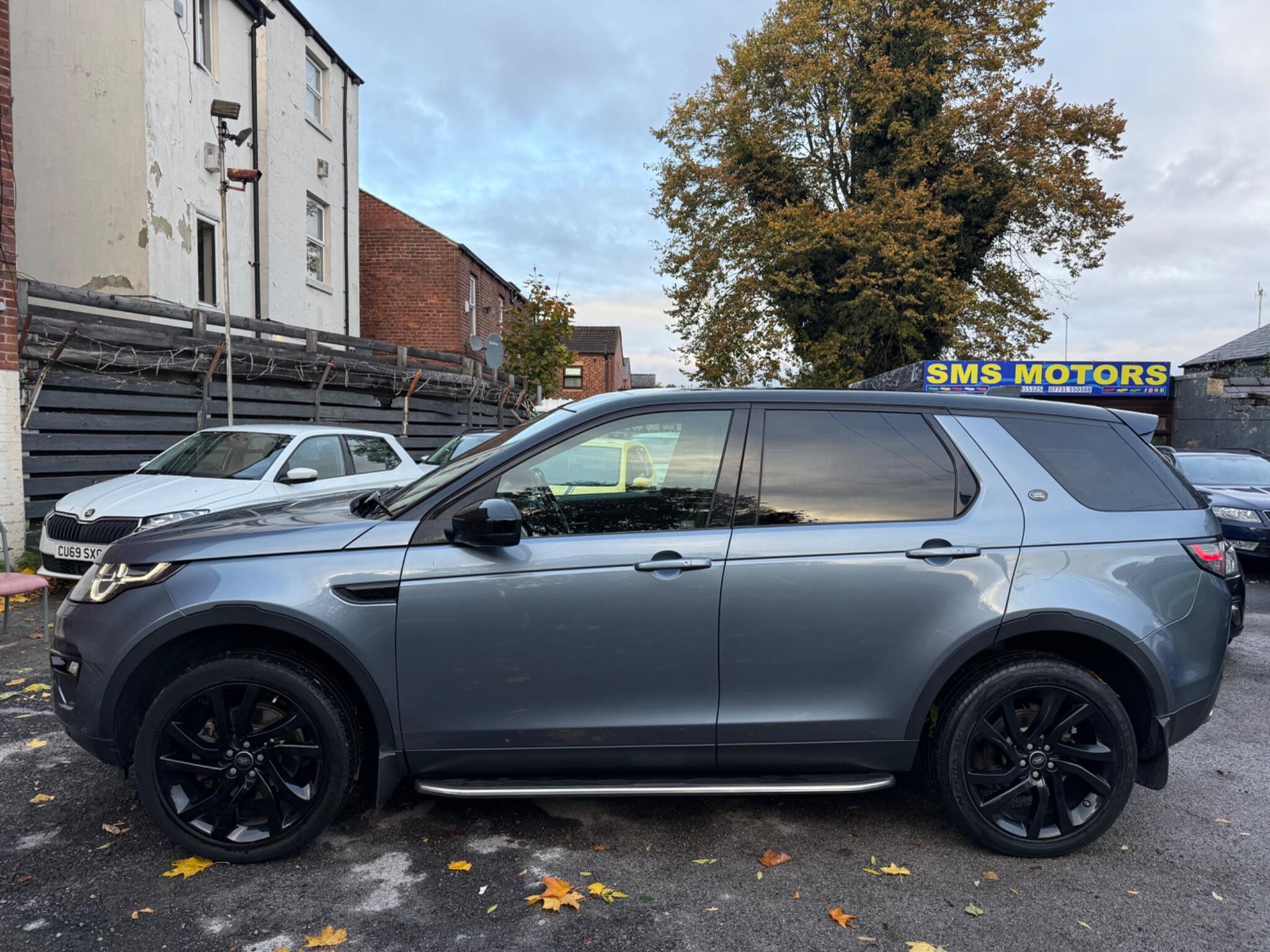 Land Rover DISCOVERY SPORT - Image 4