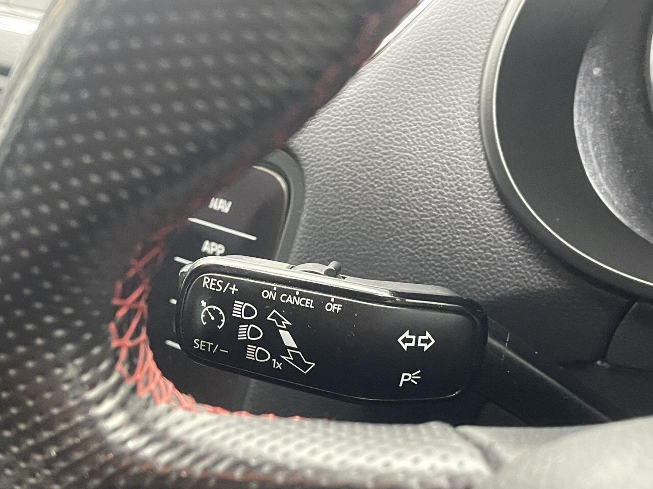 Skoda Octavia - Image 33