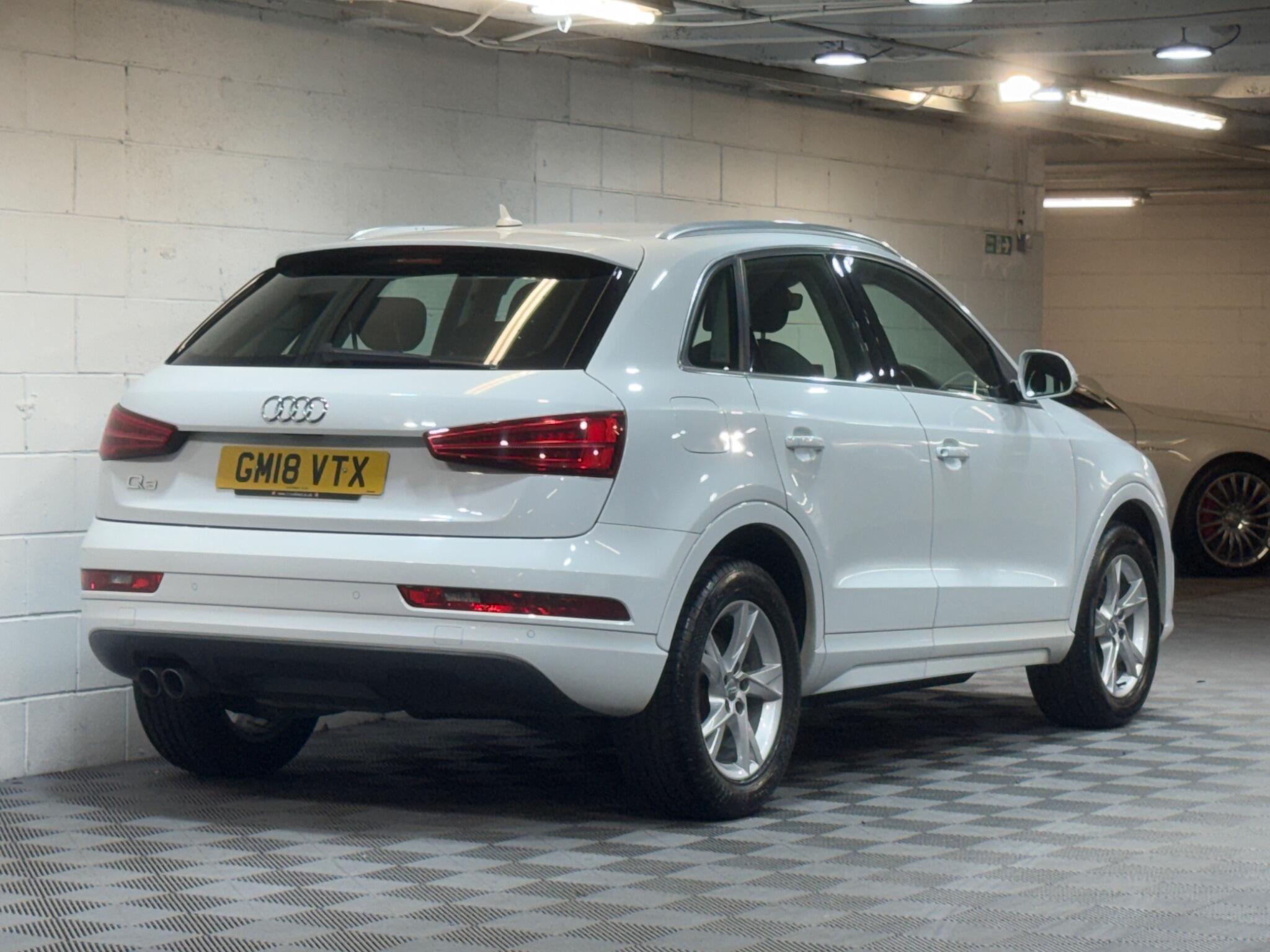 Audi Q3 - Image 4