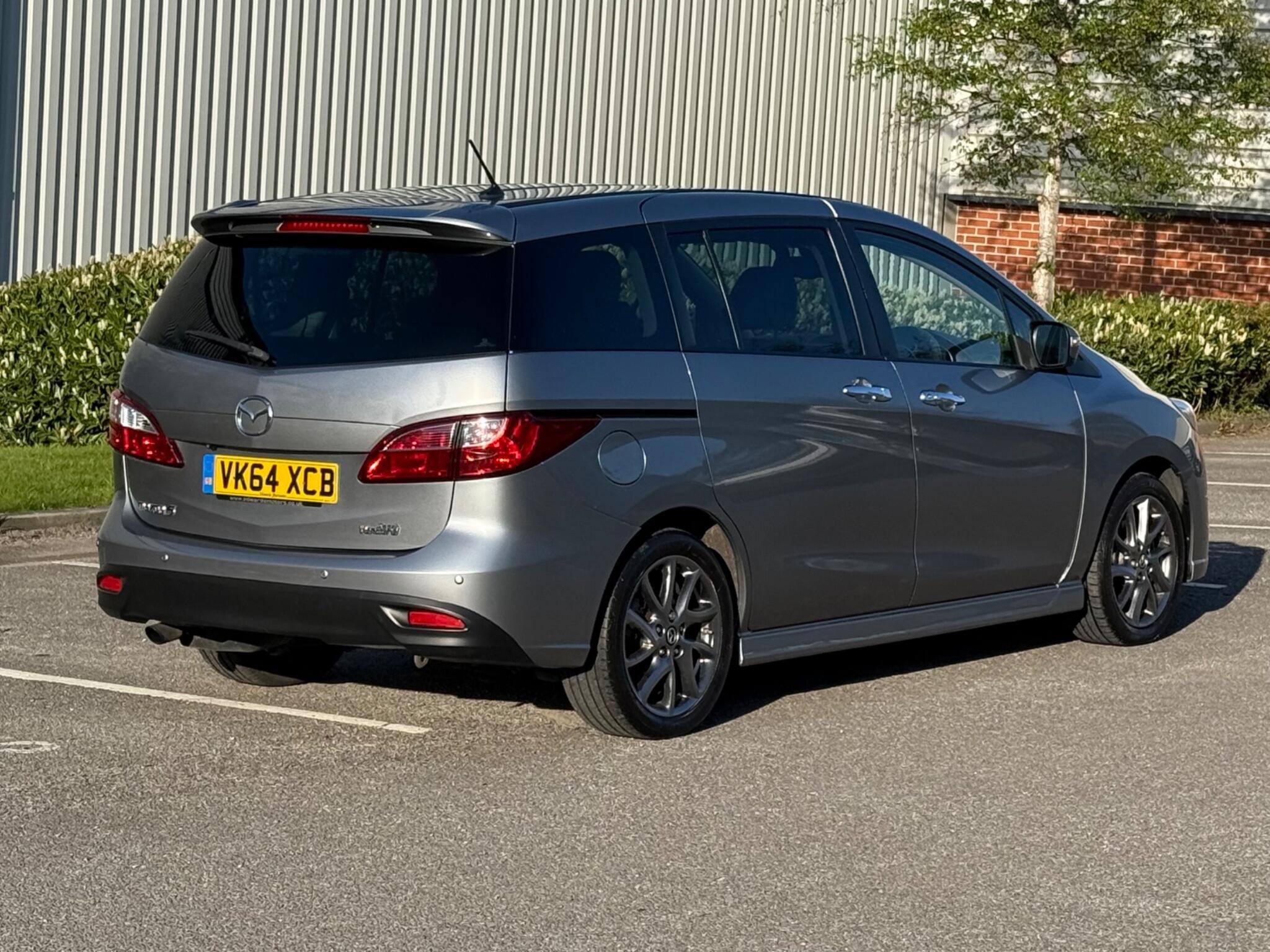 Mazda MAZDA5 - Image 11