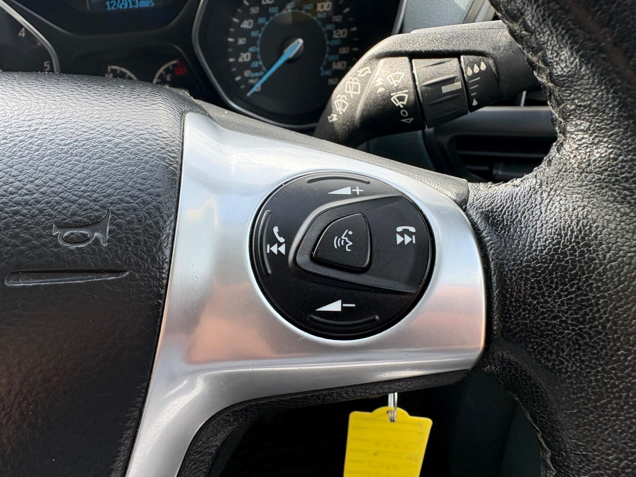 Ford C-MAX - Image 32