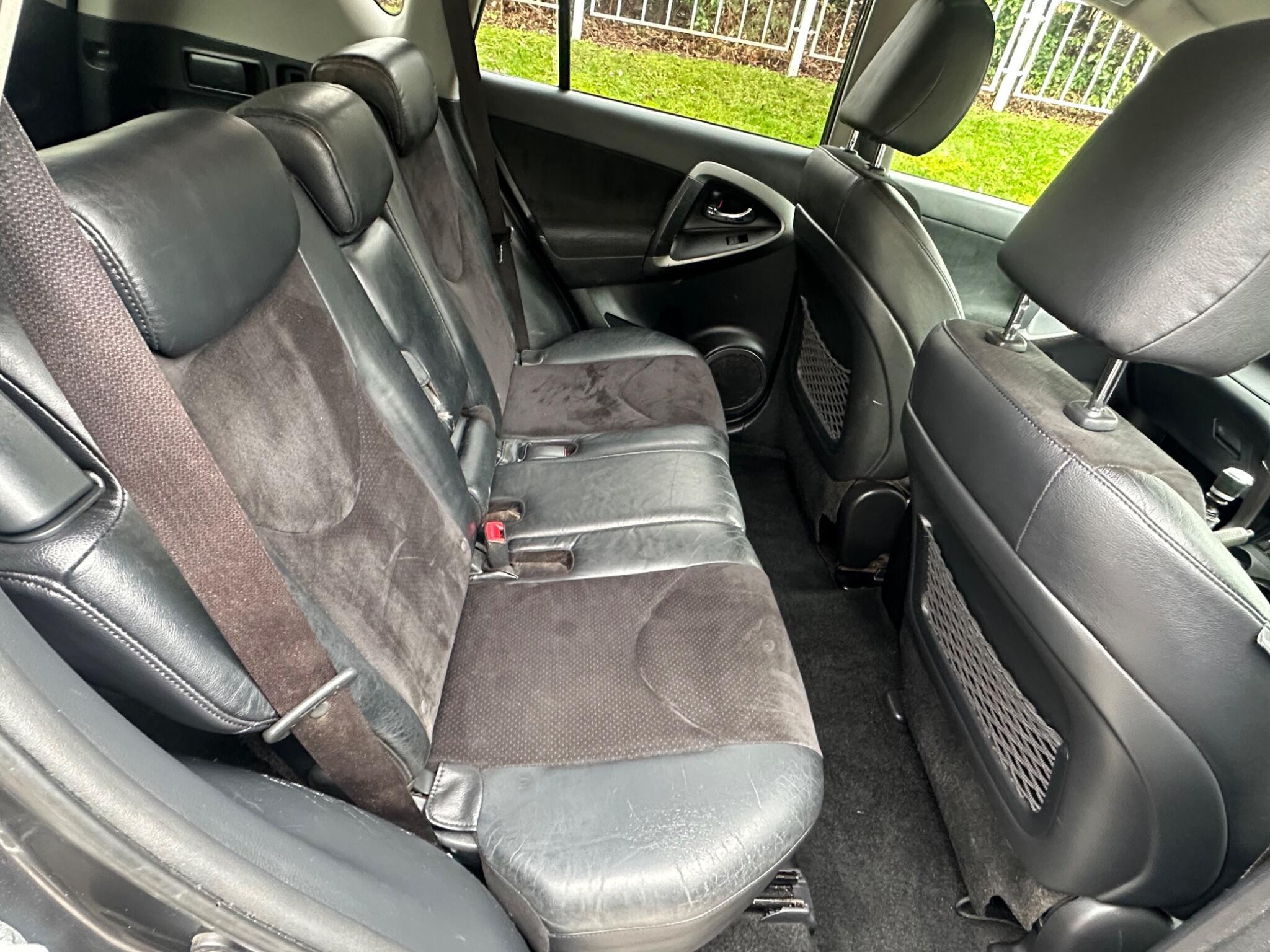 Toyota RAV4 - Image 34