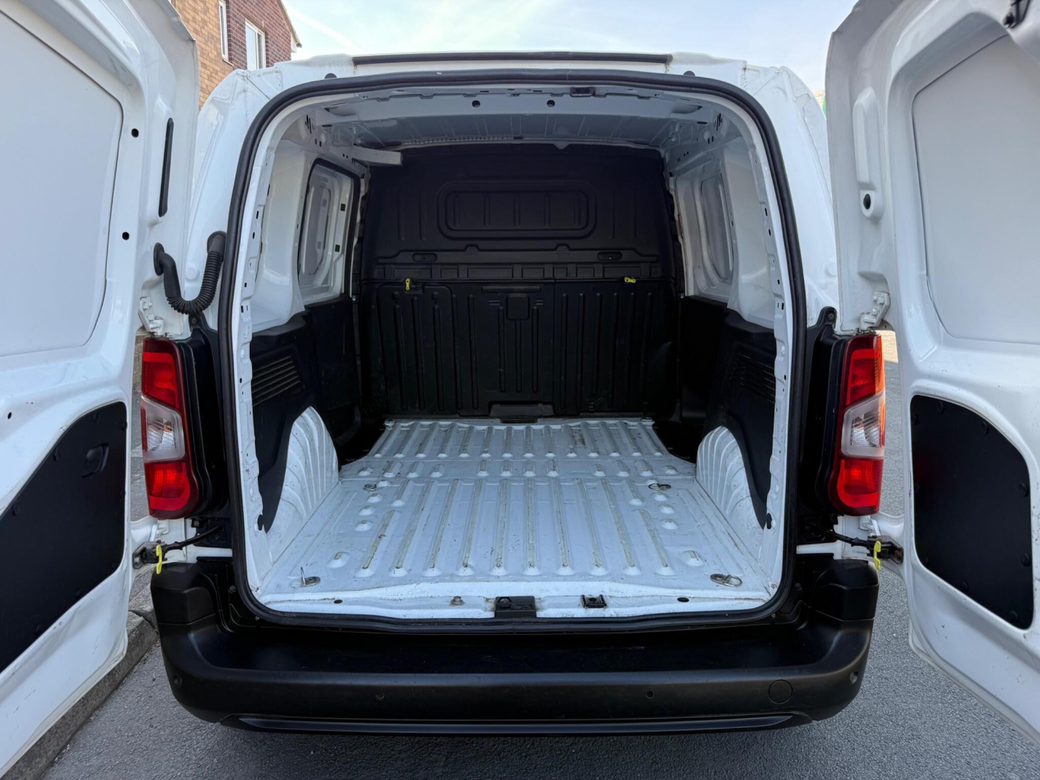 Citroen Berlingo - Image 11