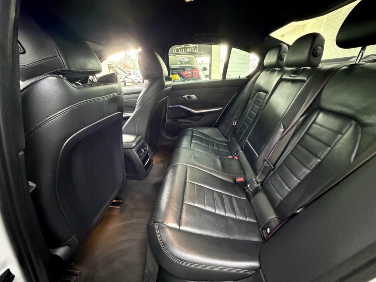 BMW 3 Series - Image 22