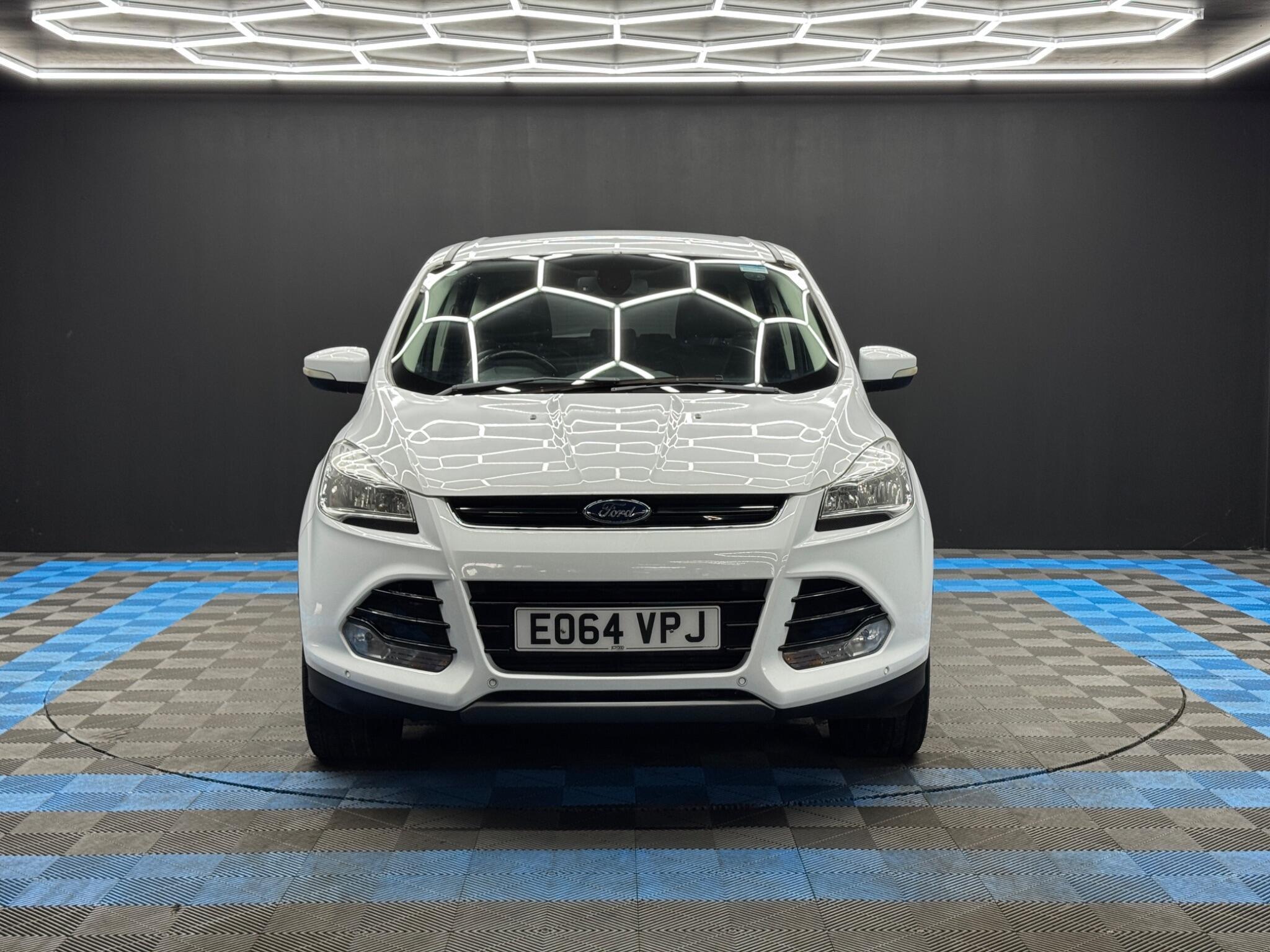 Ford Kuga - Image 2