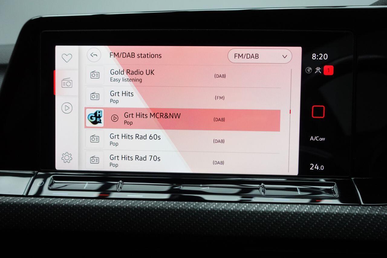 Volkswagen Golf - Image 27