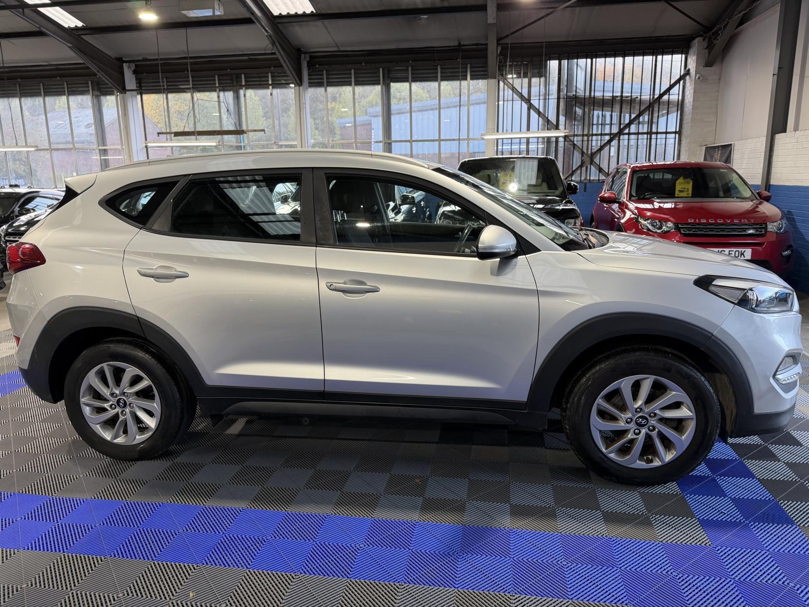 Hyundai Tucson - Image 10