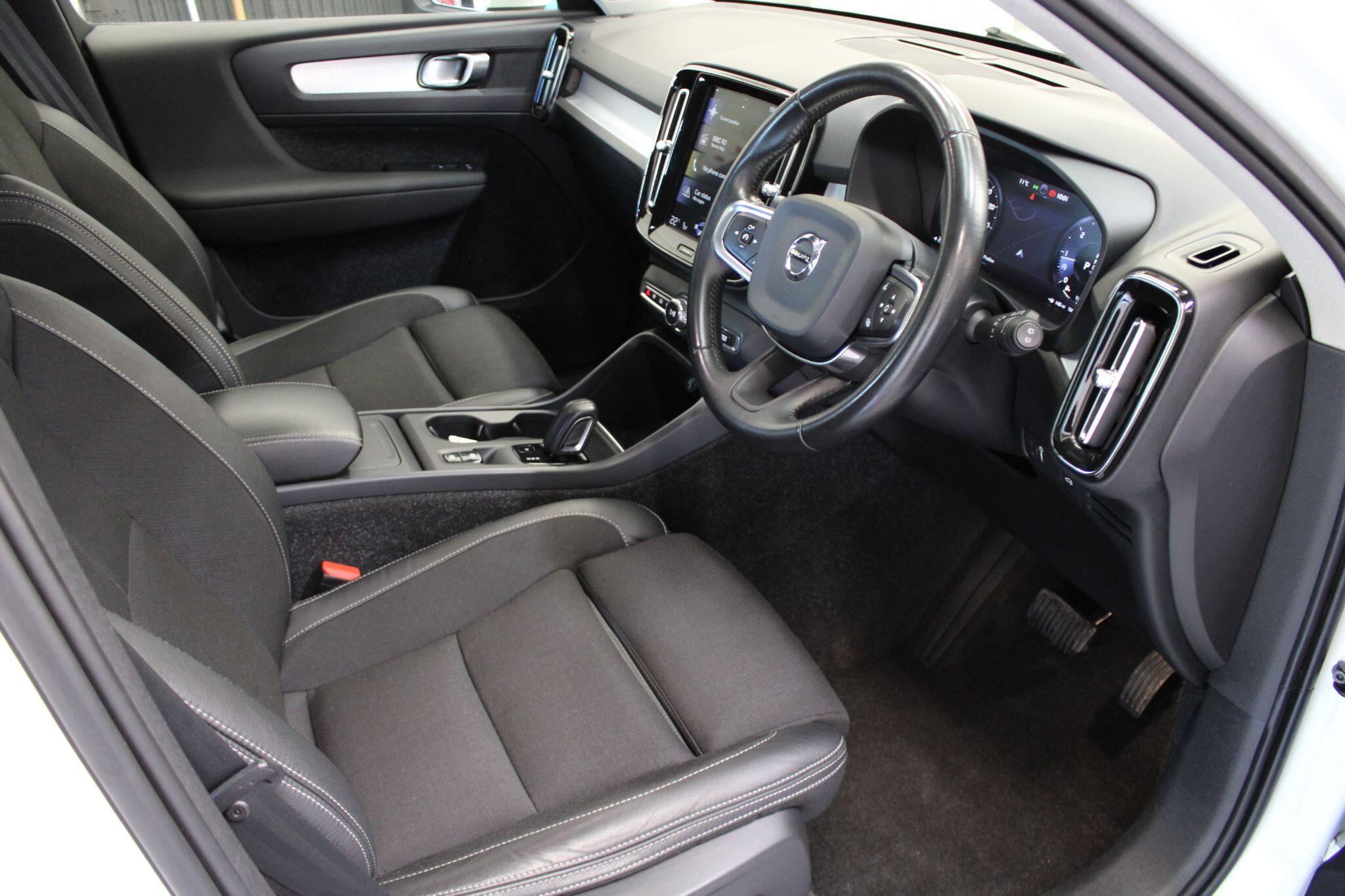 Volvo XC40 - Image 43