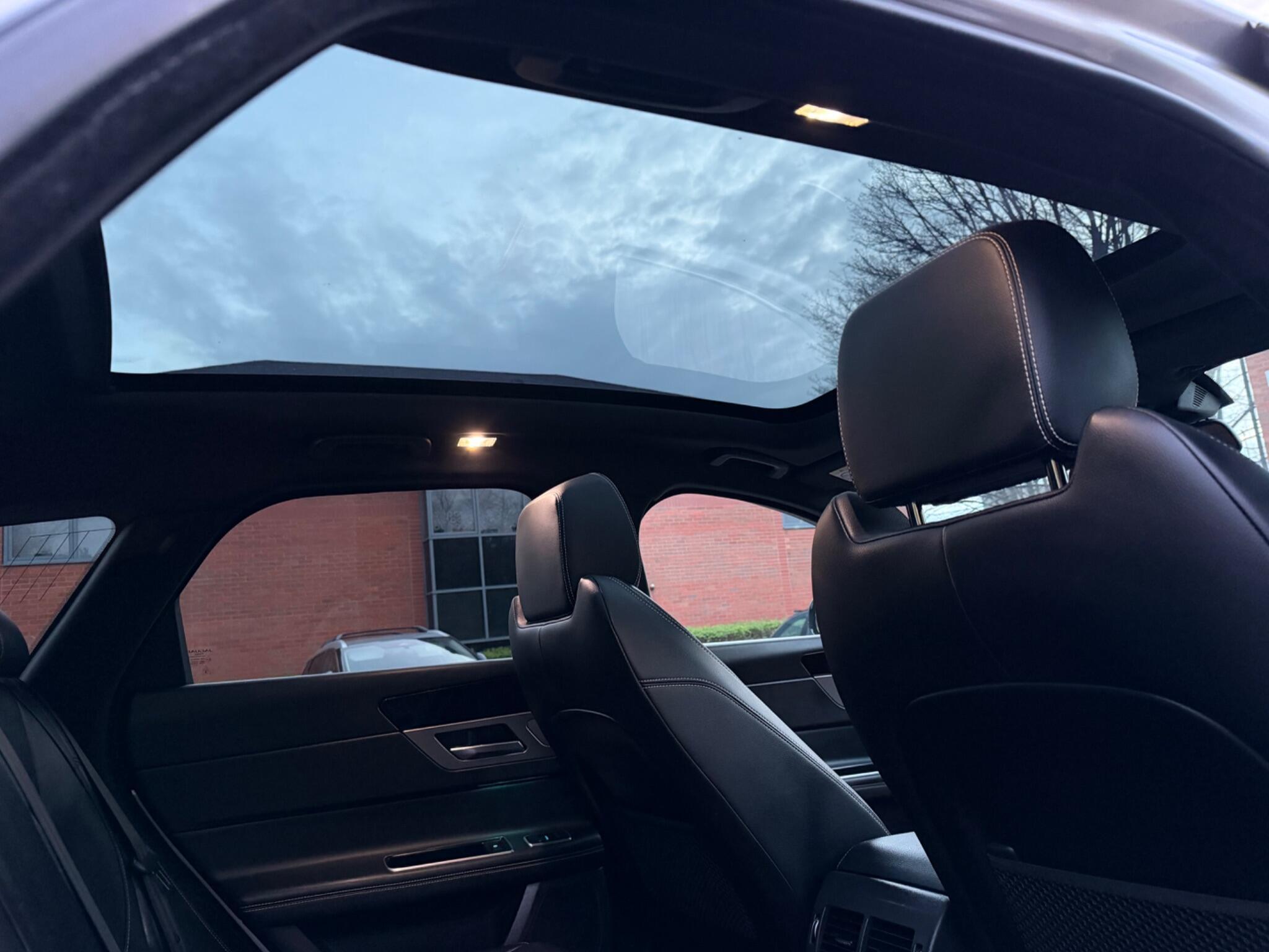 Jaguar XF - Image 61