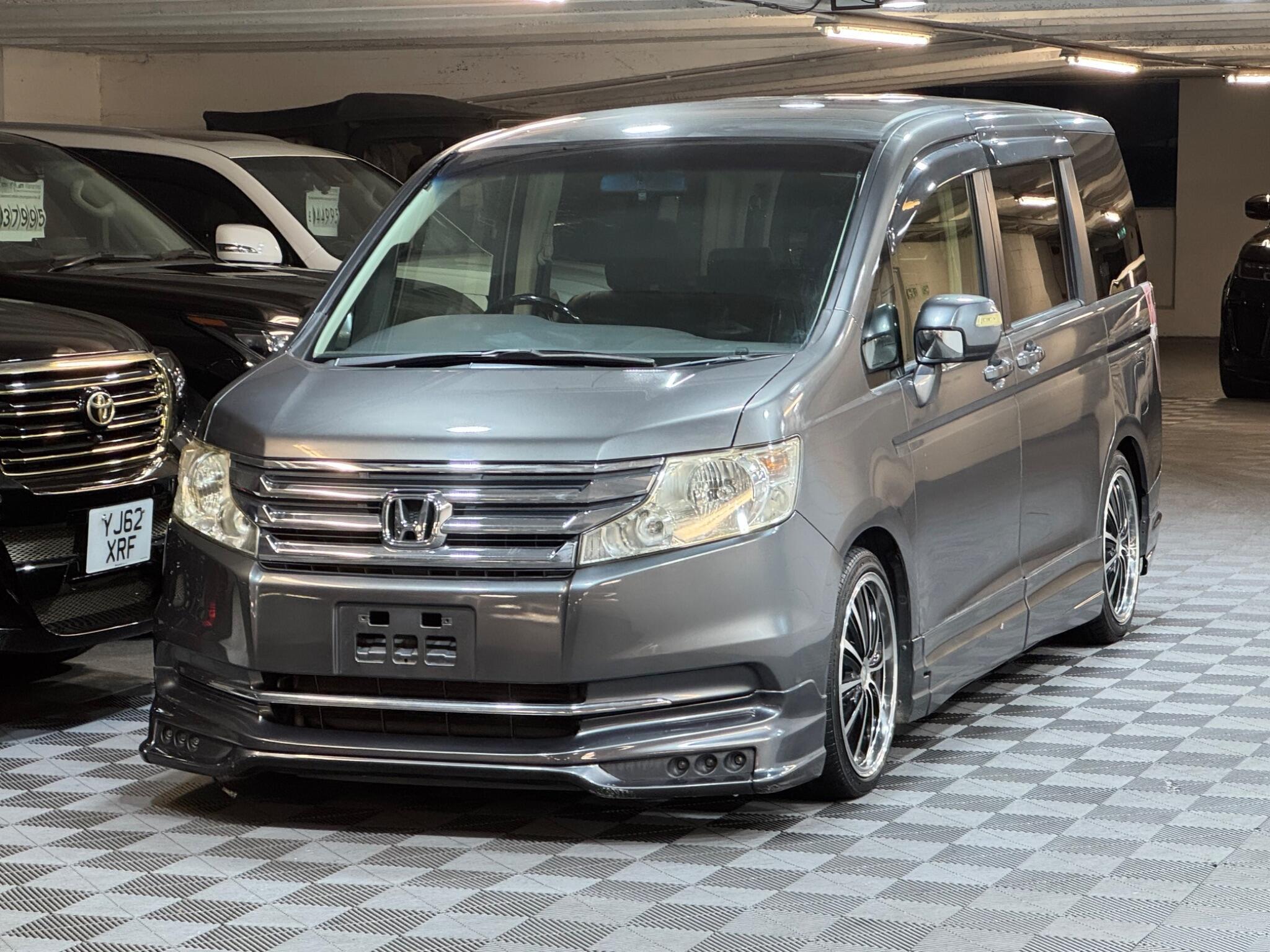 Honda Stepwagon - Image 6