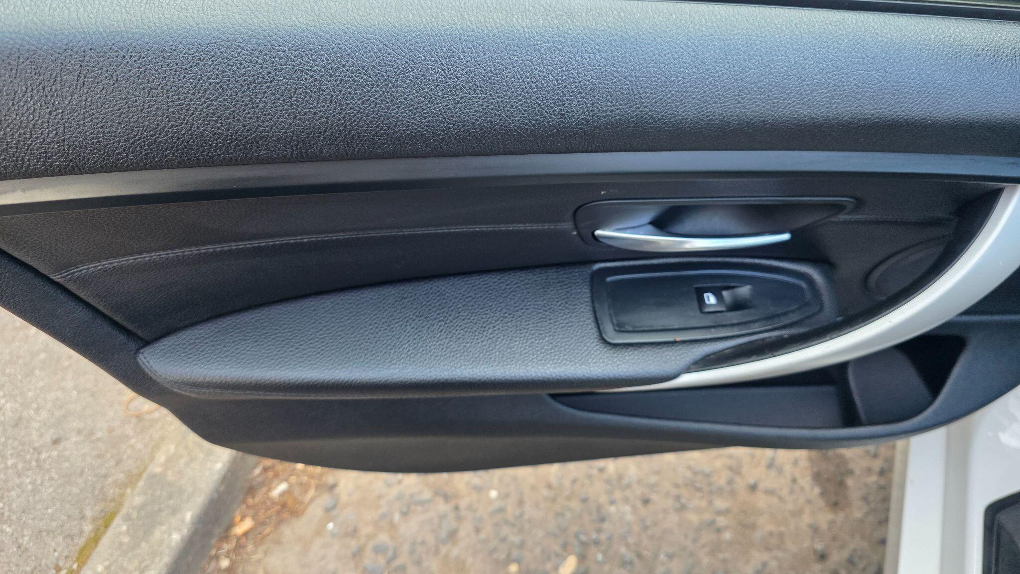 BMW 4 SERIES GRAN COUPE - Image 41