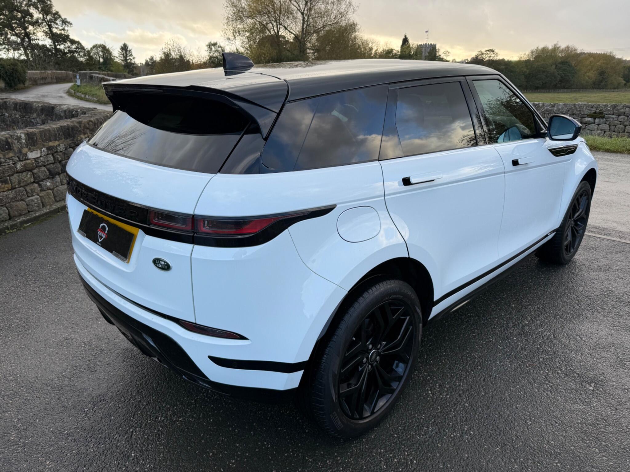 Land Rover Range Rover Evoque - Image 3