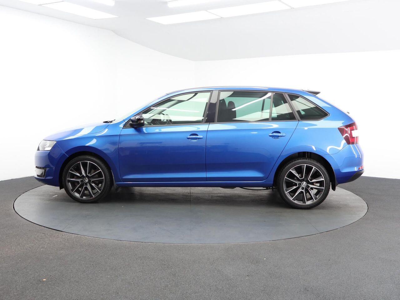 Skoda Rapid Spaceback - Image 7