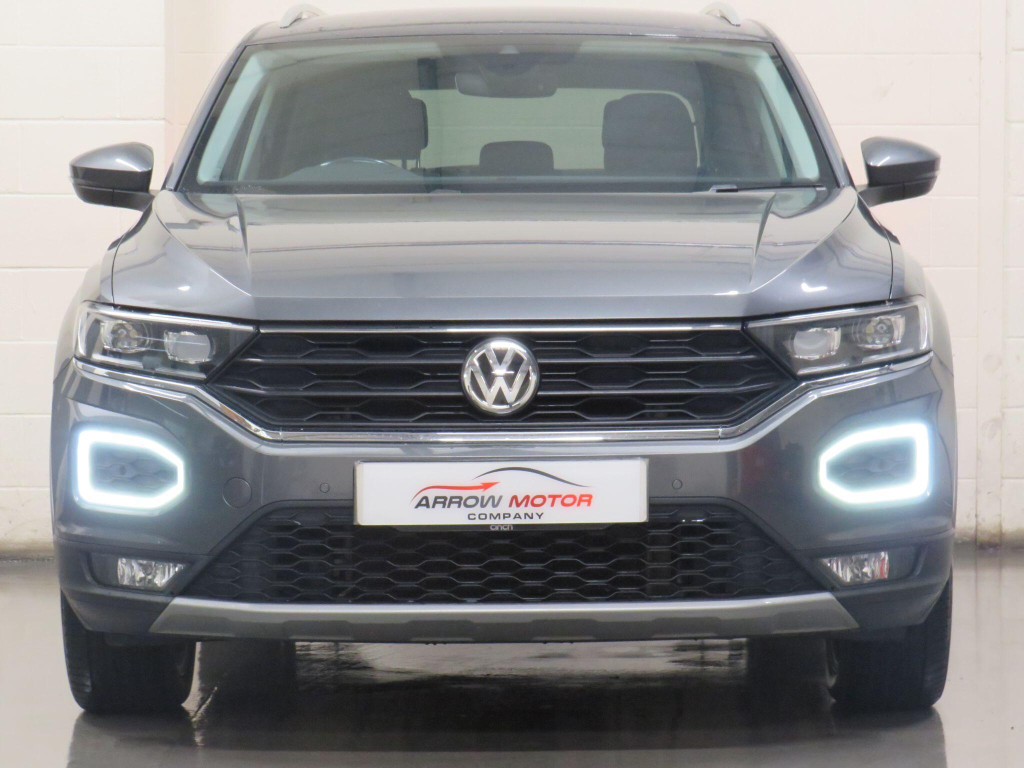 Volkswagen T-Roc - Image 10