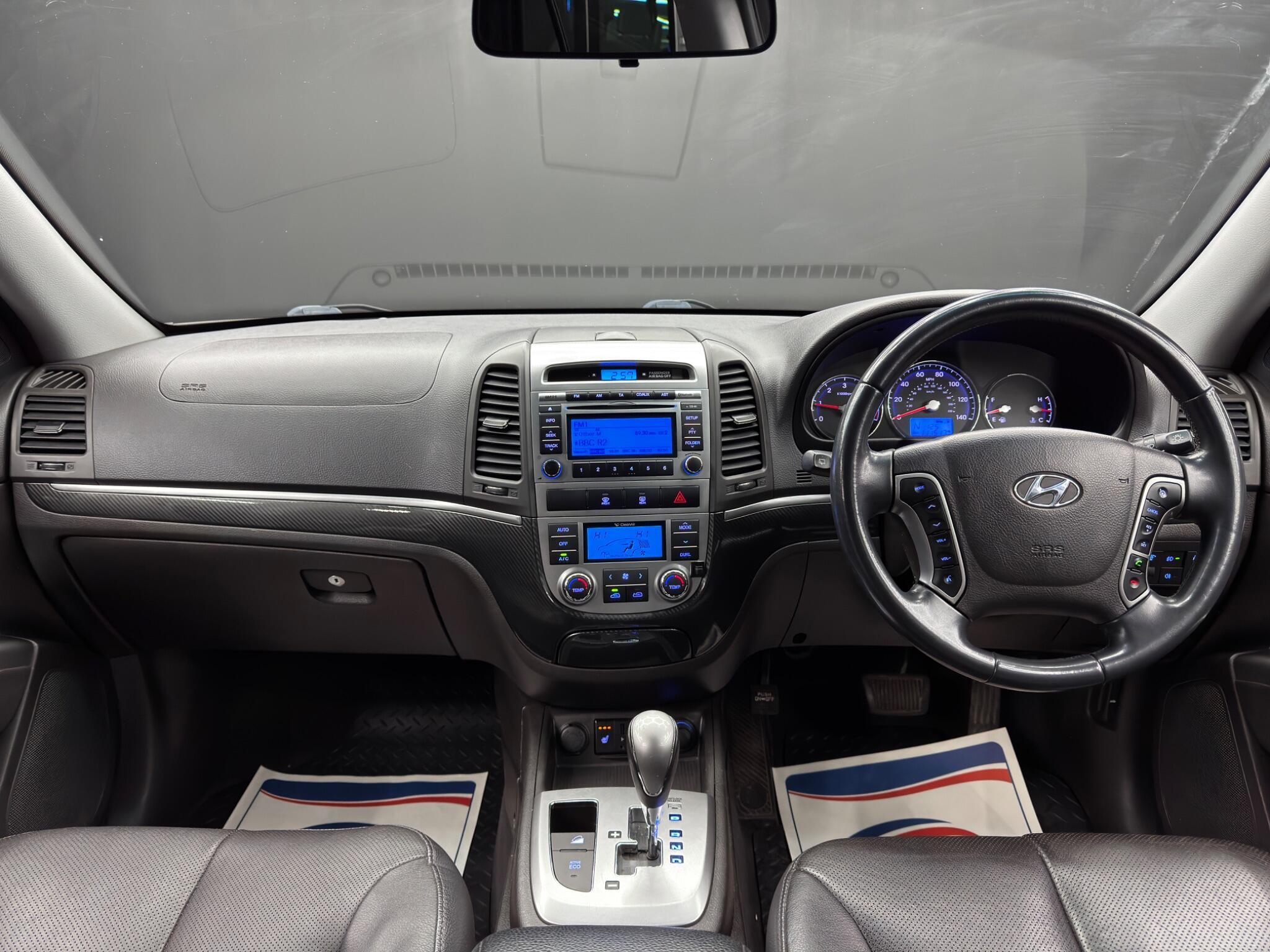 Hyundai Santa Fe - Image 10