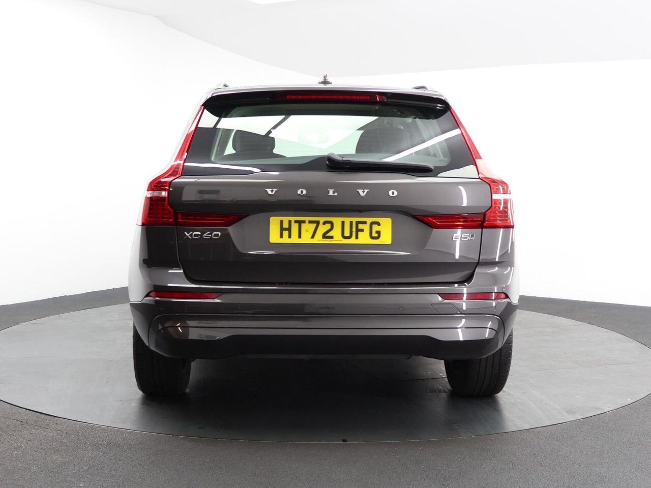 Volvo XC60 - Image 10