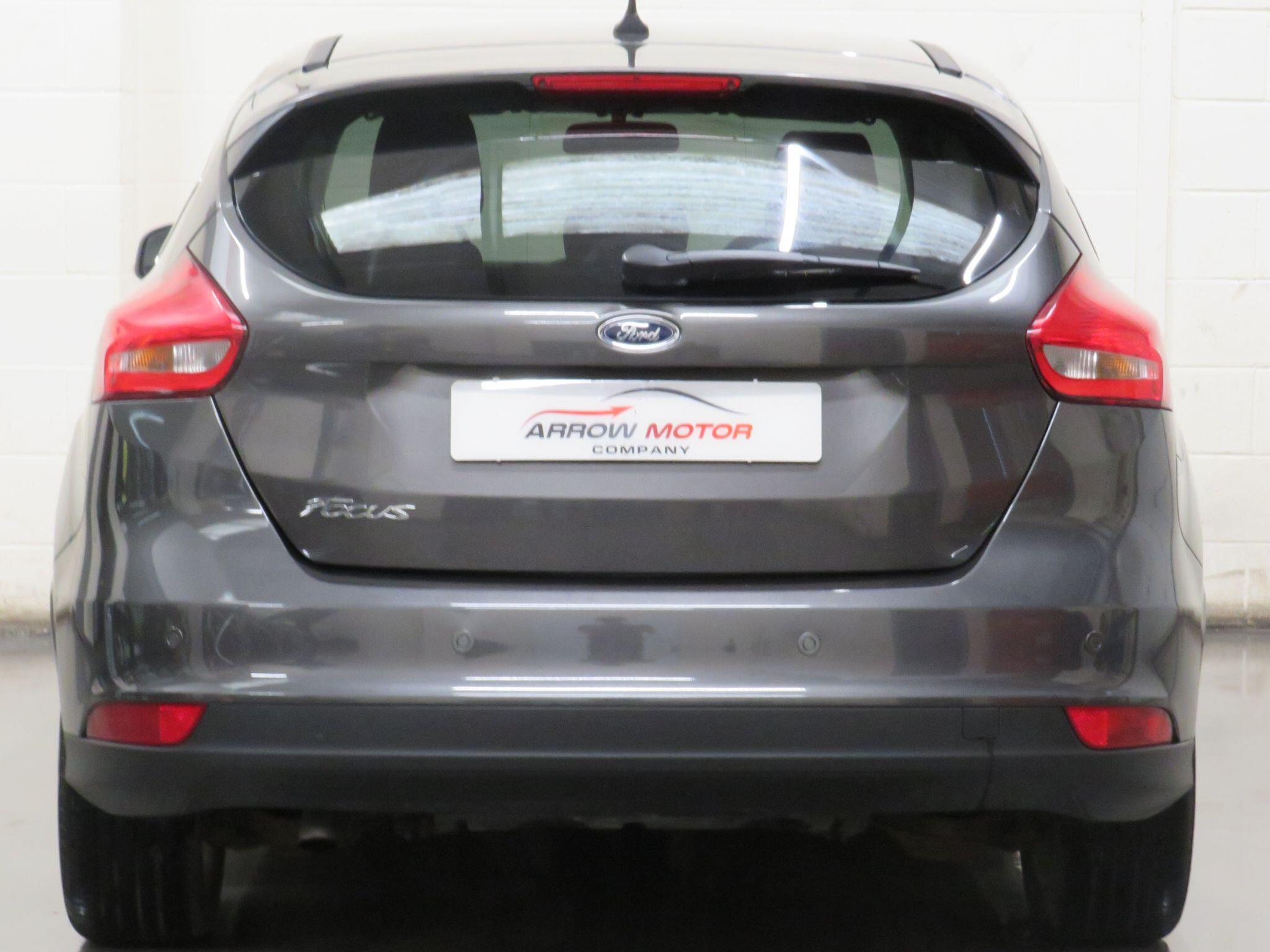 Ford Focus - Image 4