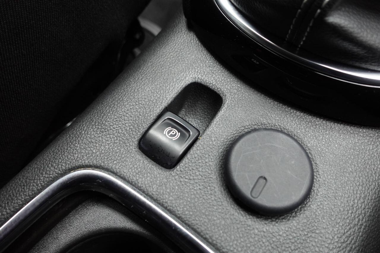 Vauxhall Astra - Image 21