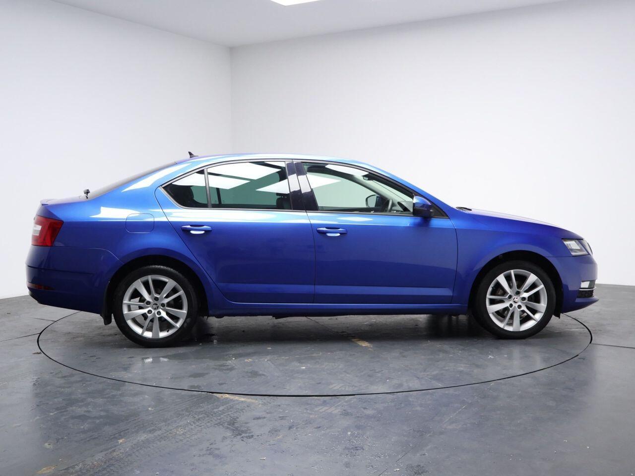 Skoda Octavia - Image 14